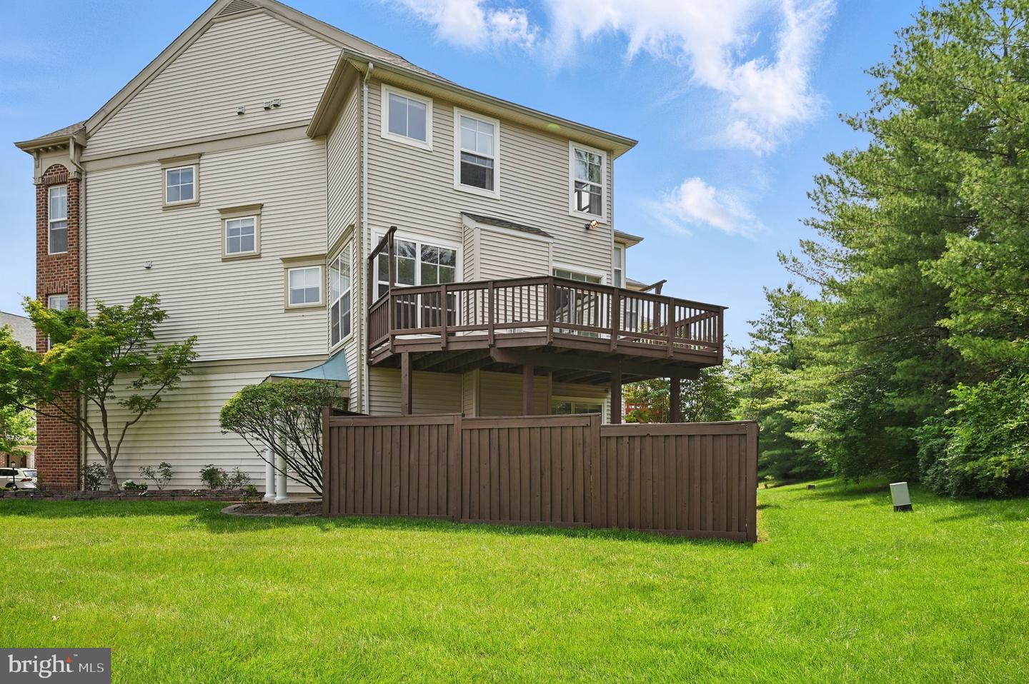 21417 FALLING ROCK TER, BROADLANDS, Virginia 20148, 3 Bedrooms Bedrooms, ,2 BathroomsBathrooms,Residential,For sale,21417 FALLING ROCK TER,VALO2094572 MLS # VALO2094572