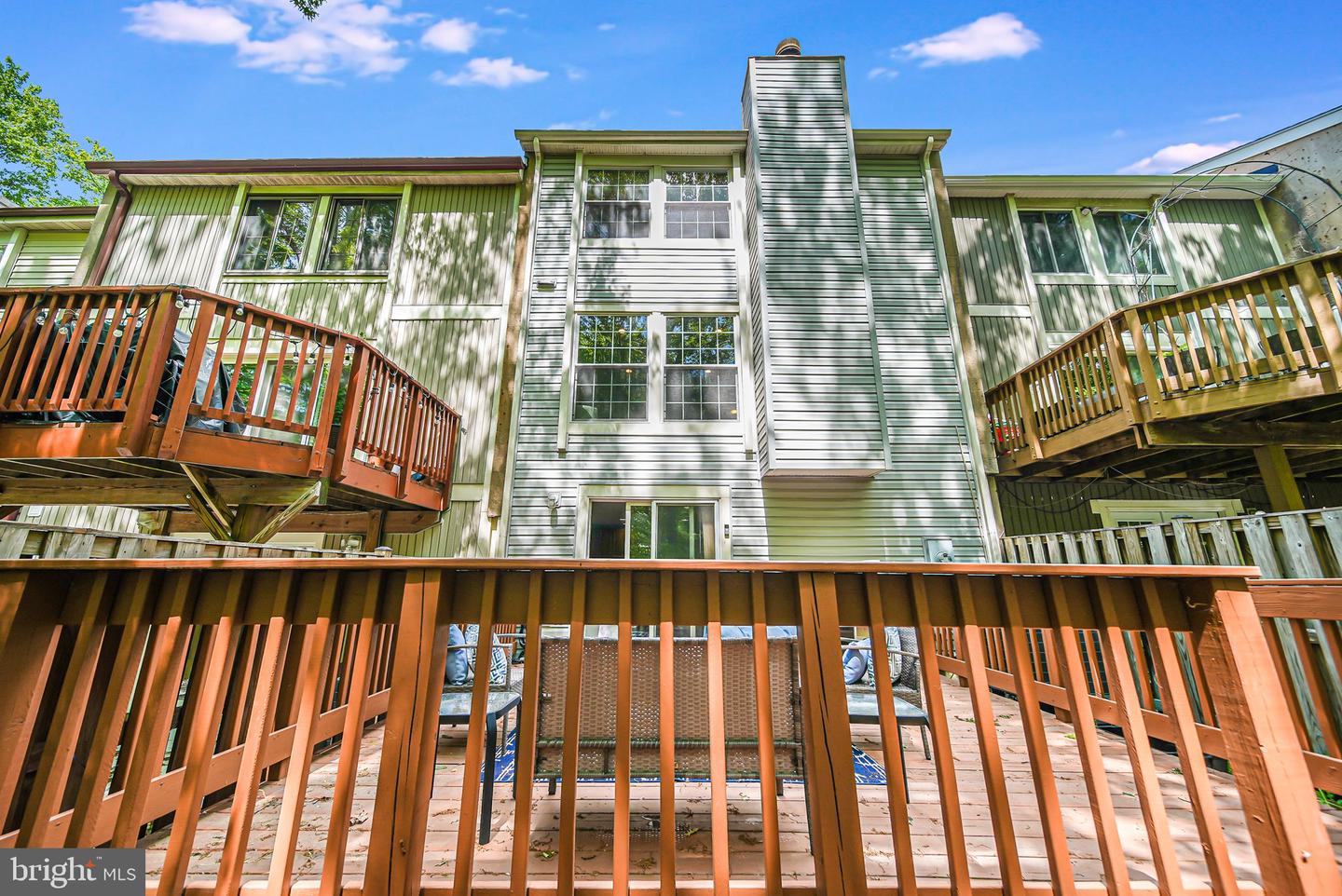 6078 HOLLOW HILL LN, SPRINGFIELD, Virginia 22152, 3 Bedrooms Bedrooms, ,3 BathroomsBathrooms,Residential,For sale,6078 HOLLOW HILL LN,VAFX2236228 MLS # VAFX2236228