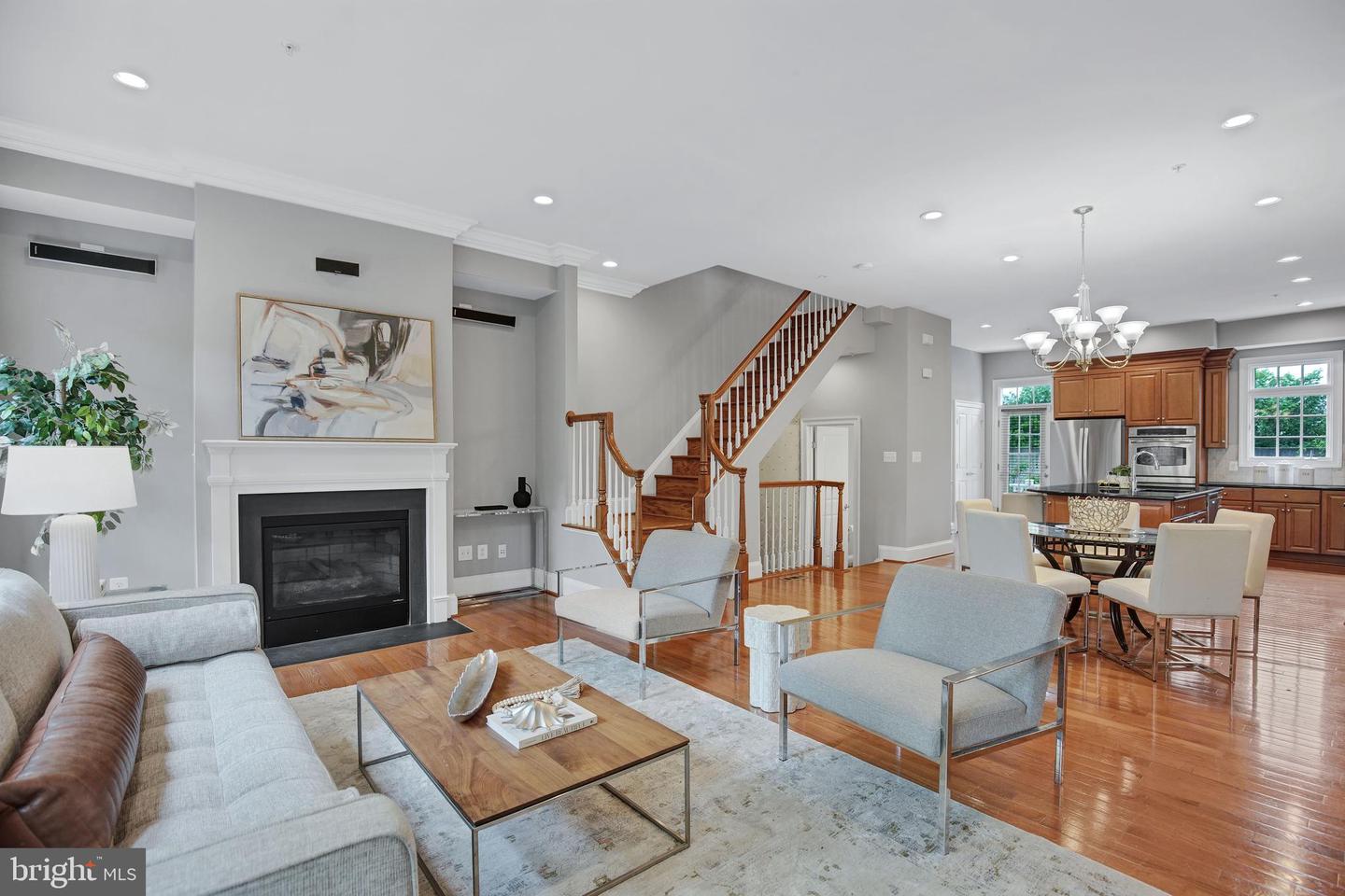 1762 POTOMAC GREENS DR, ALEXANDRIA, Virginia 22314, 4 Bedrooms Bedrooms, ,3 BathroomsBathrooms,Residential,For sale,1762 POTOMAC GREENS DR,VAAX2044614 MLS # VAAX2044614