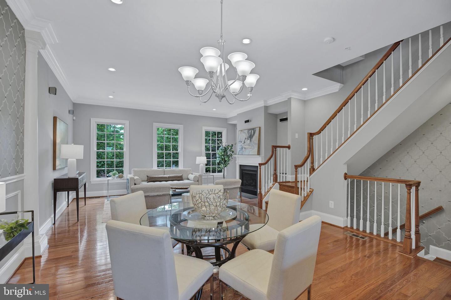 1762 POTOMAC GREENS DR, ALEXANDRIA, Virginia 22314, 4 Bedrooms Bedrooms, ,3 BathroomsBathrooms,Residential,For sale,1762 POTOMAC GREENS DR,VAAX2044614 MLS # VAAX2044614