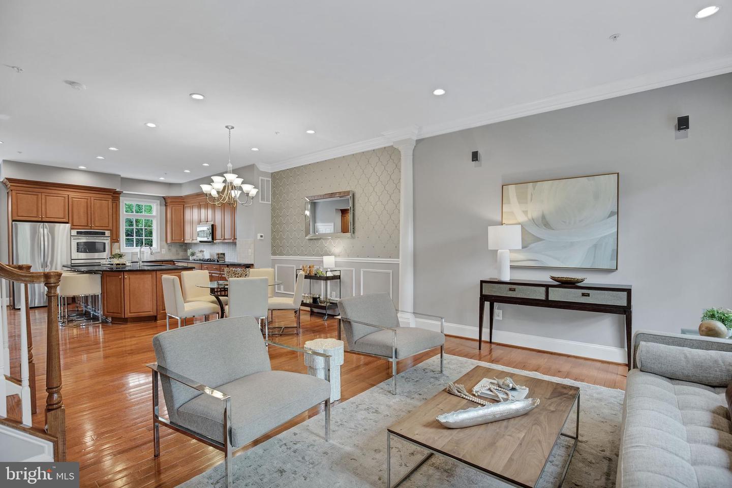 1762 POTOMAC GREENS DR, ALEXANDRIA, Virginia 22314, 4 Bedrooms Bedrooms, ,3 BathroomsBathrooms,Residential,For sale,1762 POTOMAC GREENS DR,VAAX2044614 MLS # VAAX2044614