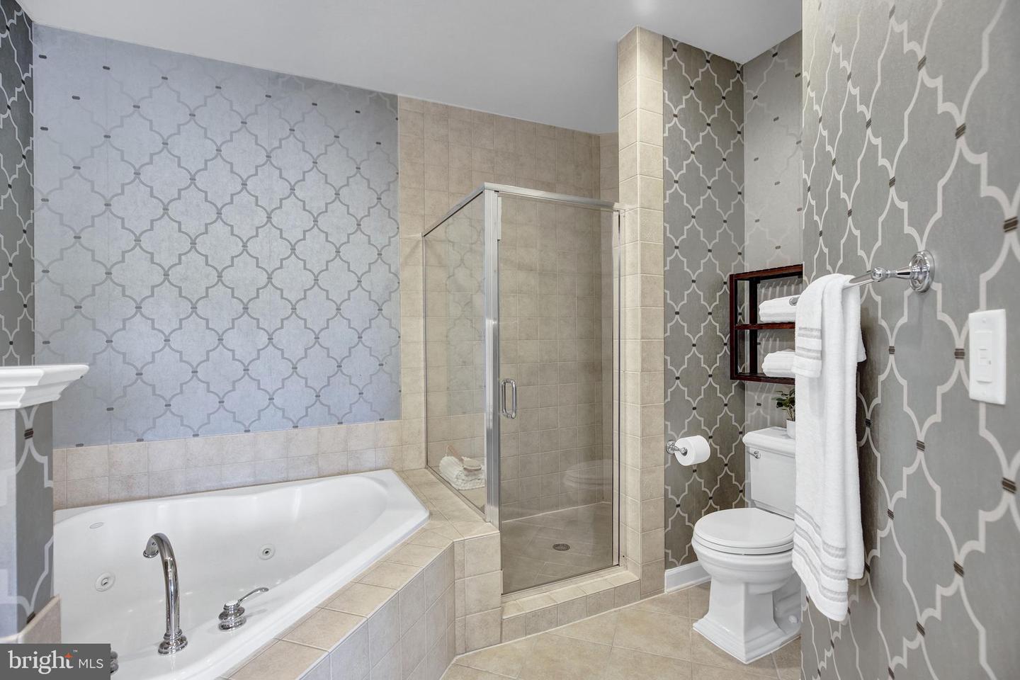 1762 POTOMAC GREENS DR, ALEXANDRIA, Virginia 22314, 4 Bedrooms Bedrooms, ,3 BathroomsBathrooms,Residential,For sale,1762 POTOMAC GREENS DR,VAAX2044614 MLS # VAAX2044614