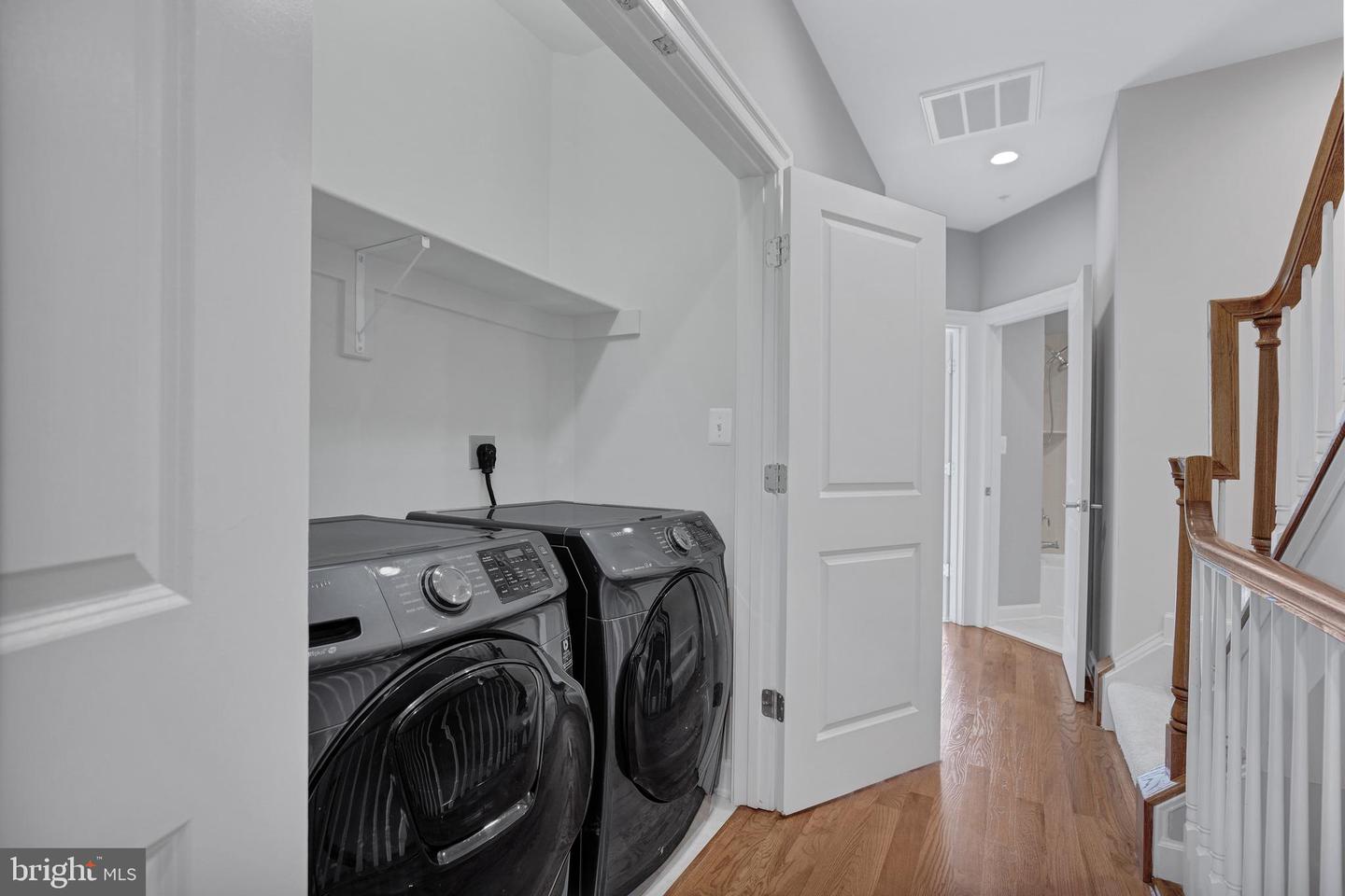 1762 POTOMAC GREENS DR, ALEXANDRIA, Virginia 22314, 4 Bedrooms Bedrooms, ,3 BathroomsBathrooms,Residential,For sale,1762 POTOMAC GREENS DR,VAAX2044614 MLS # VAAX2044614
