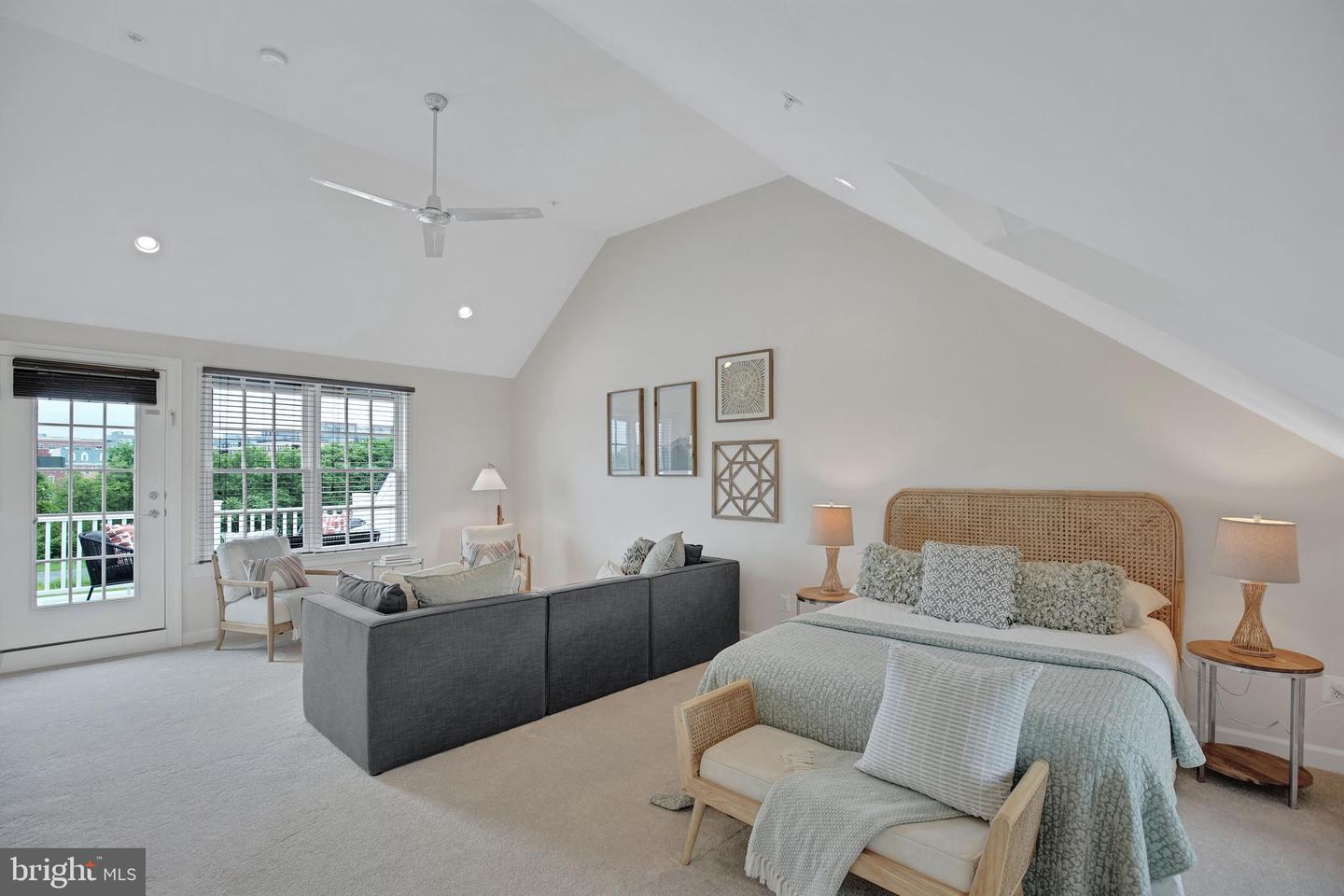 1762 POTOMAC GREENS DR, ALEXANDRIA, Virginia 22314, 4 Bedrooms Bedrooms, ,3 BathroomsBathrooms,Residential,For sale,1762 POTOMAC GREENS DR,VAAX2044614 MLS # VAAX2044614