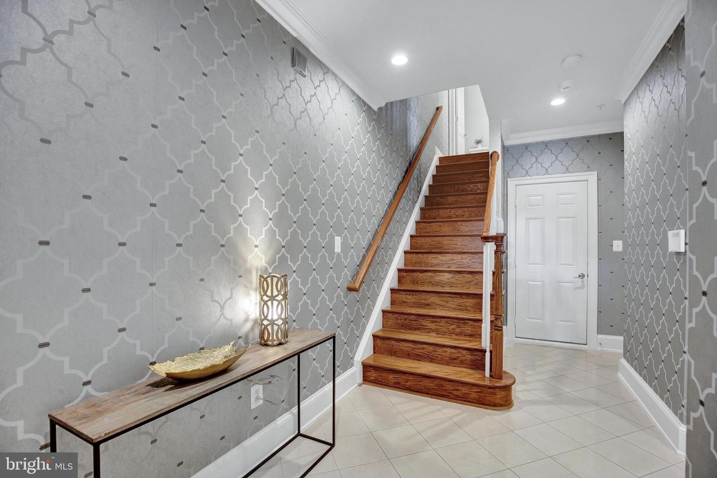 1762 POTOMAC GREENS DR, ALEXANDRIA, Virginia 22314, 4 Bedrooms Bedrooms, ,3 BathroomsBathrooms,Residential,For sale,1762 POTOMAC GREENS DR,VAAX2044614 MLS # VAAX2044614