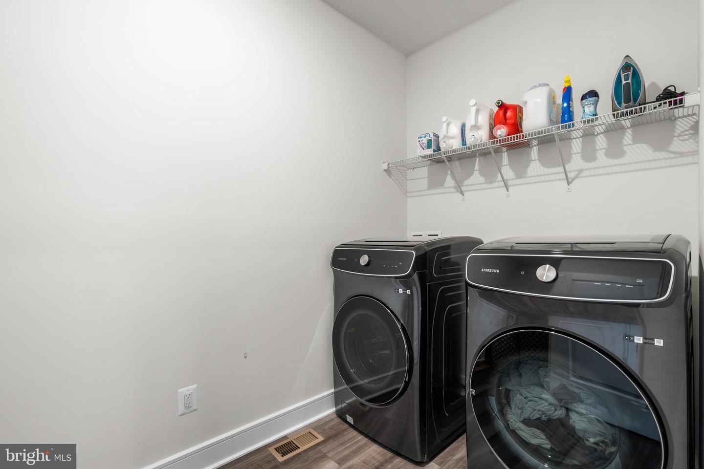 21340 RAINIER LN, BROADLANDS, Virginia 20148, 5 Bedrooms Bedrooms, ,5 BathroomsBathrooms,Residential,For sale,21340 RAINIER LN,VALO2094968 MLS # VALO2094968