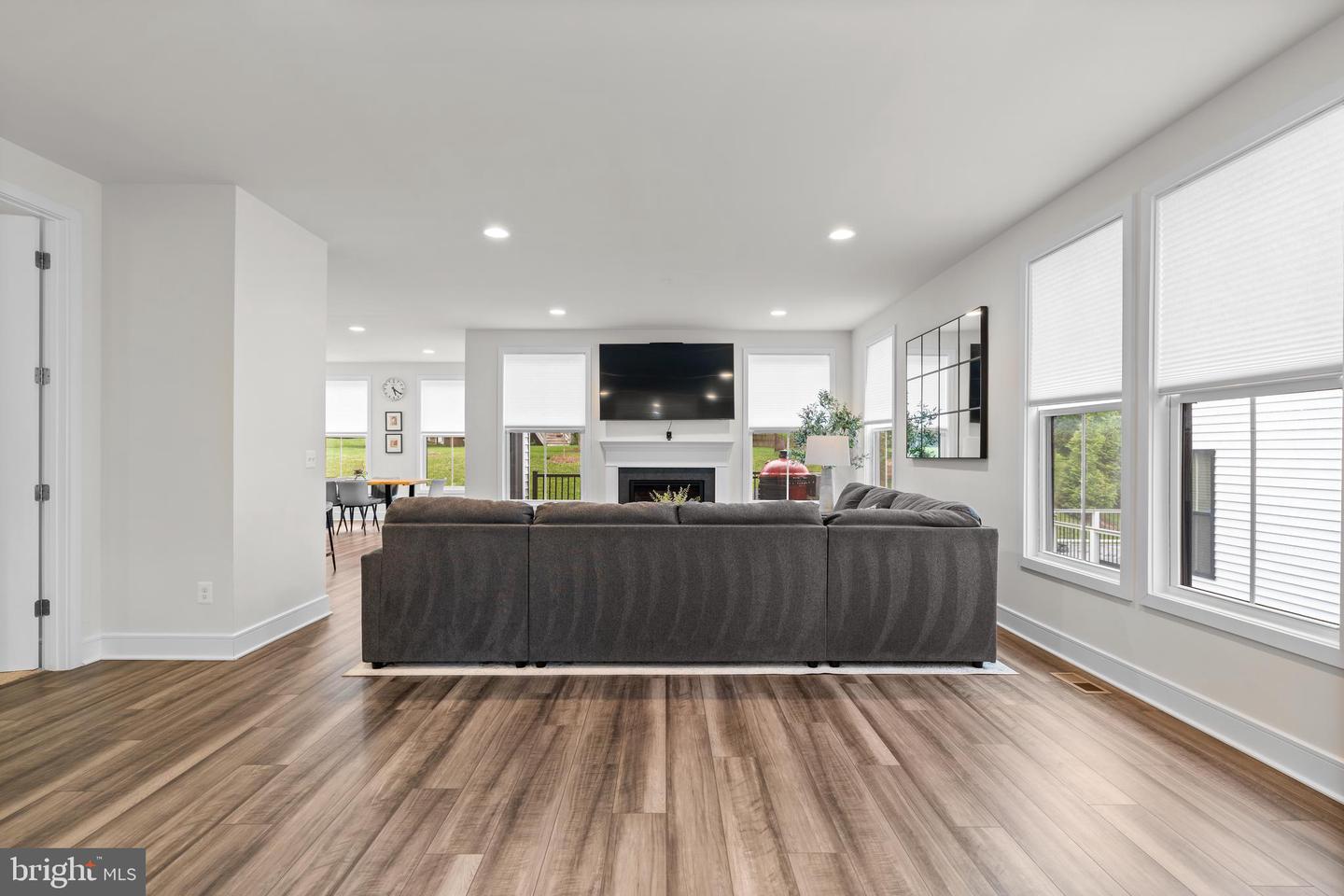 21340 RAINIER LN, BROADLANDS, Virginia 20148, 5 Bedrooms Bedrooms, ,5 BathroomsBathrooms,Residential,For sale,21340 RAINIER LN,VALO2094968 MLS # VALO2094968