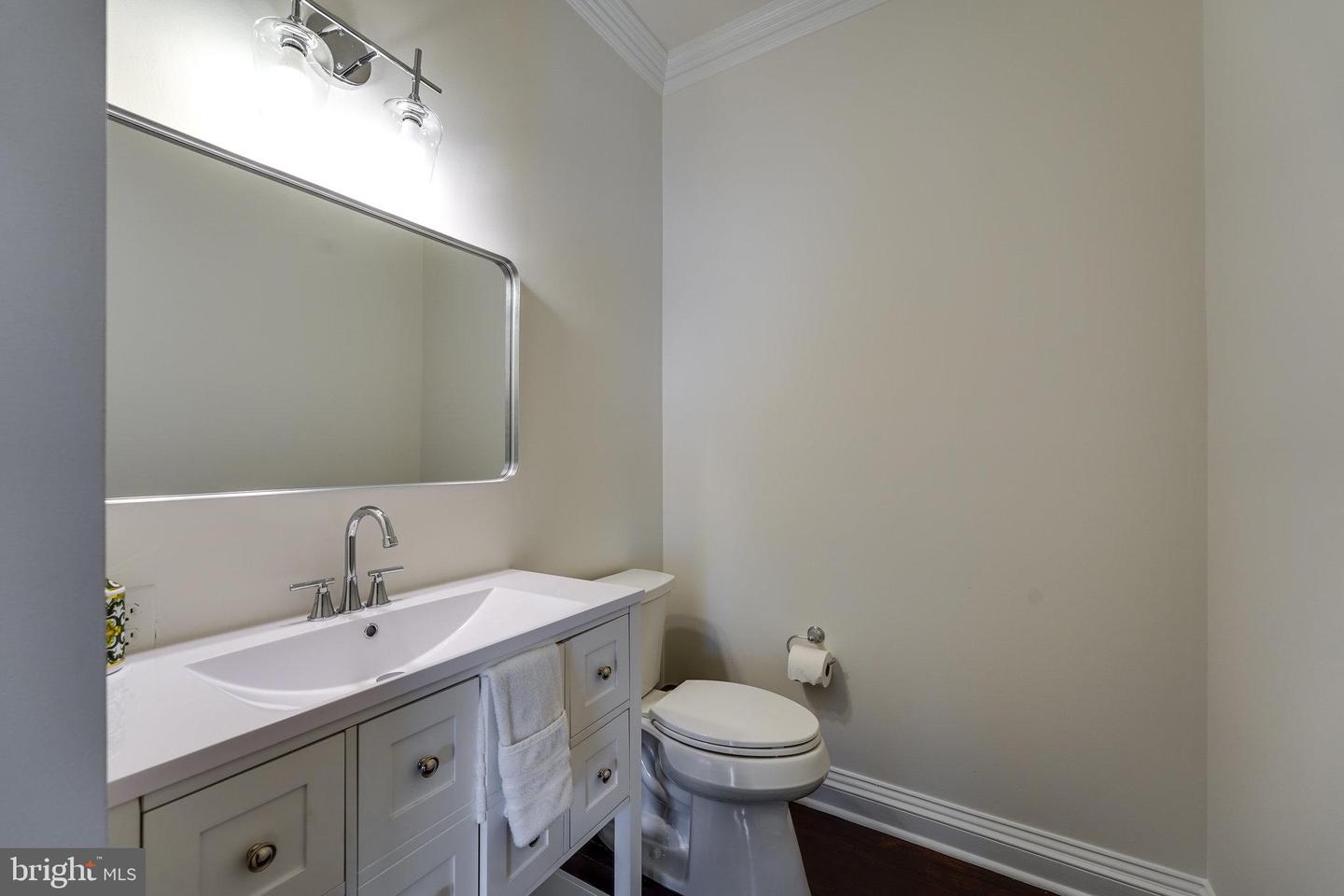 6732 BARON RD, MCLEAN, Virginia 22101, 4 Bedrooms Bedrooms, ,3 BathroomsBathrooms,Residential,For sale,6732 BARON RD,VAFX2237066 MLS # VAFX2237066