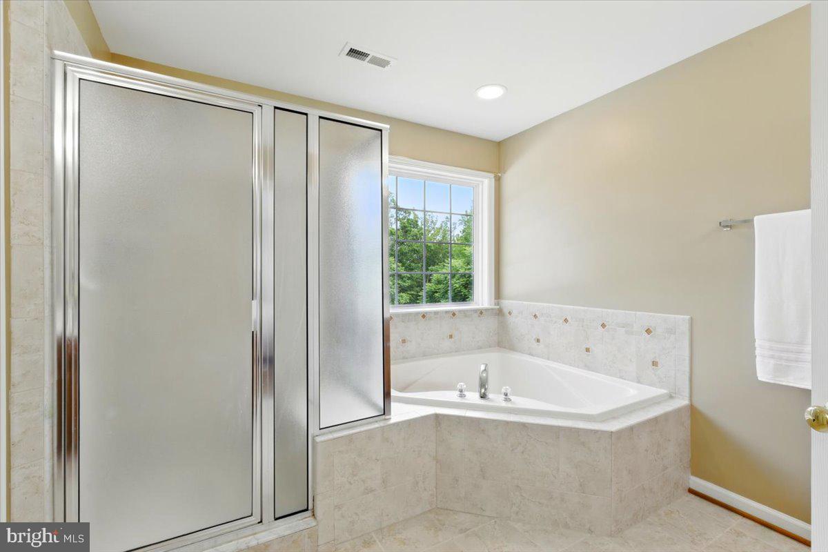 26 SENTINEL RIDGE LN, STAFFORD, Virginia 22554, 6 Bedrooms Bedrooms, ,5 BathroomsBathrooms,Residential,For sale,26 SENTINEL RIDGE LN,VAST2038356 MLS # VAST2038356
