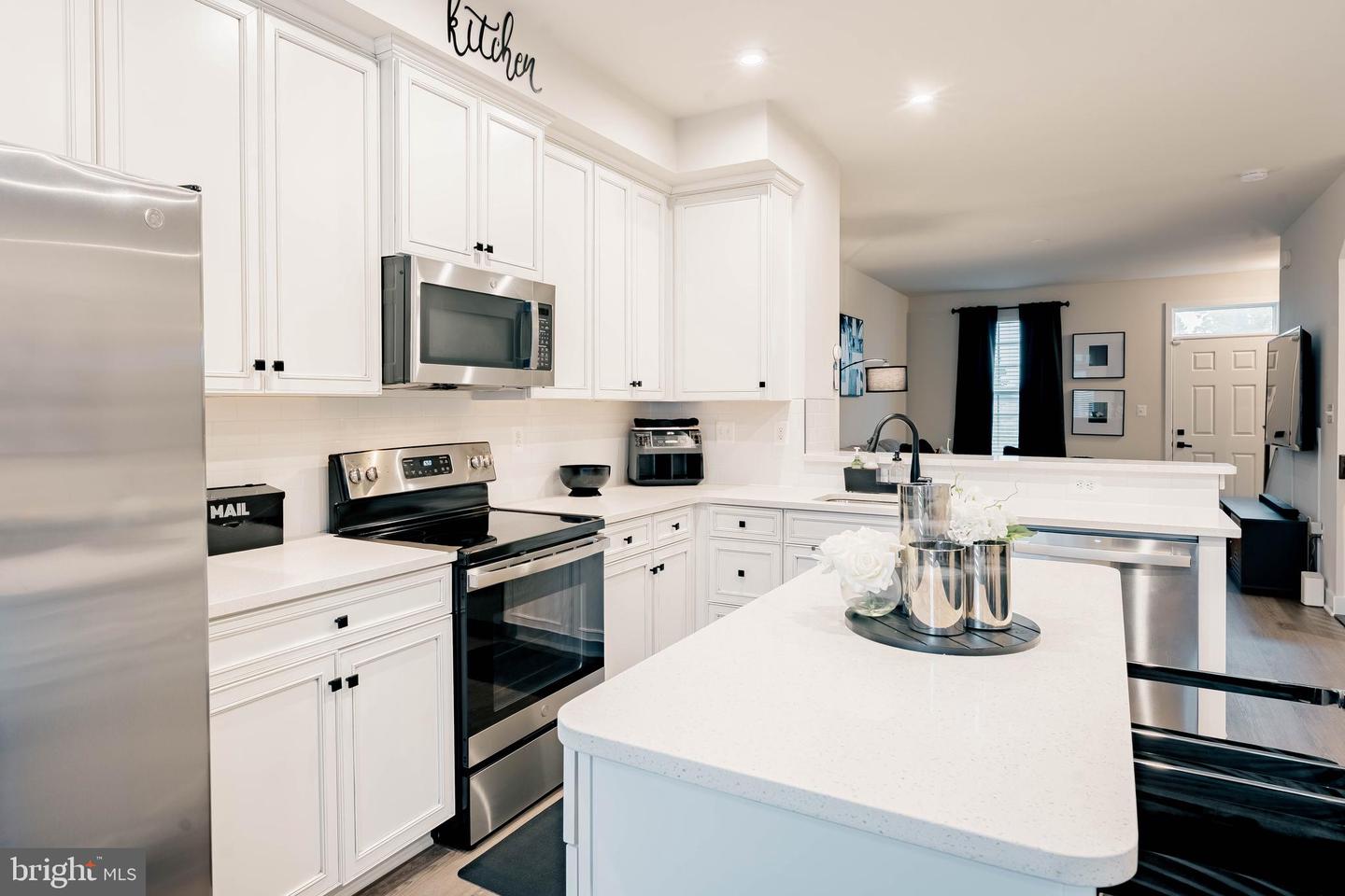 2027 TRACK CIR, FREDERICKSBURG, Virginia 22401, 3 Bedrooms Bedrooms, ,3 BathroomsBathrooms,Residential,For sale,2027 TRACK CIR,VAFB2008102 MLS # VAFB2008102