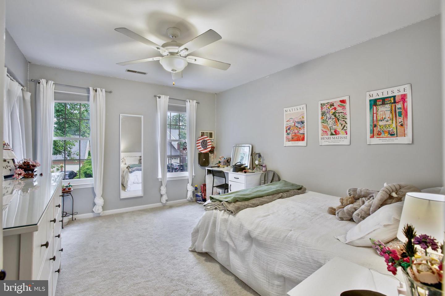 203 SNOWDEN CT SW, LEESBURG, Virginia 20175, 5 Bedrooms Bedrooms, ,3 BathroomsBathrooms,Residential,For sale,203 SNOWDEN CT SW,VALO2095374 MLS # VALO2095374