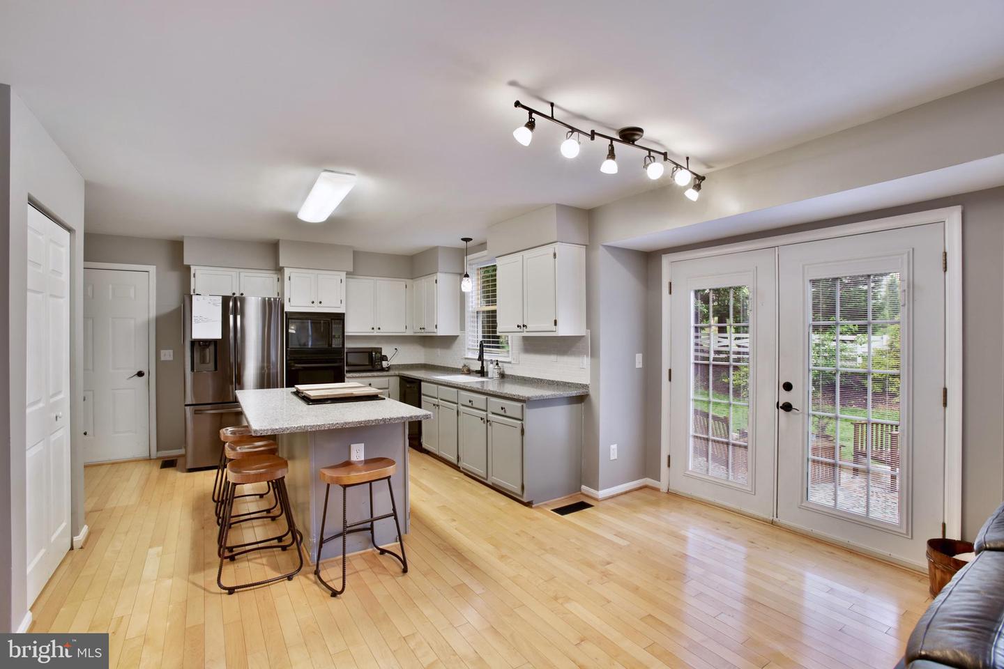 203 SNOWDEN CT SW, LEESBURG, Virginia 20175, 5 Bedrooms Bedrooms, ,3 BathroomsBathrooms,Residential,For sale,203 SNOWDEN CT SW,VALO2095374 MLS # VALO2095374