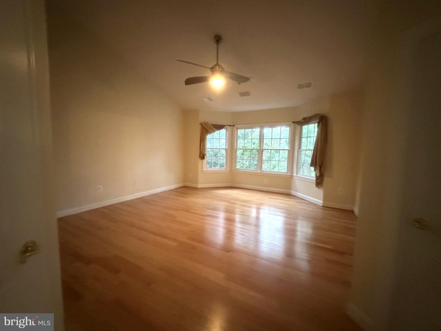 4906 DONOVAN DR, ALEXANDRIA, Virginia 22304, 4 Bedrooms Bedrooms, 15 Rooms Rooms,4 BathroomsBathrooms,Residential,For sale,4906 DONOVAN DR,VAAX2044946 MLS # VAAX2044946