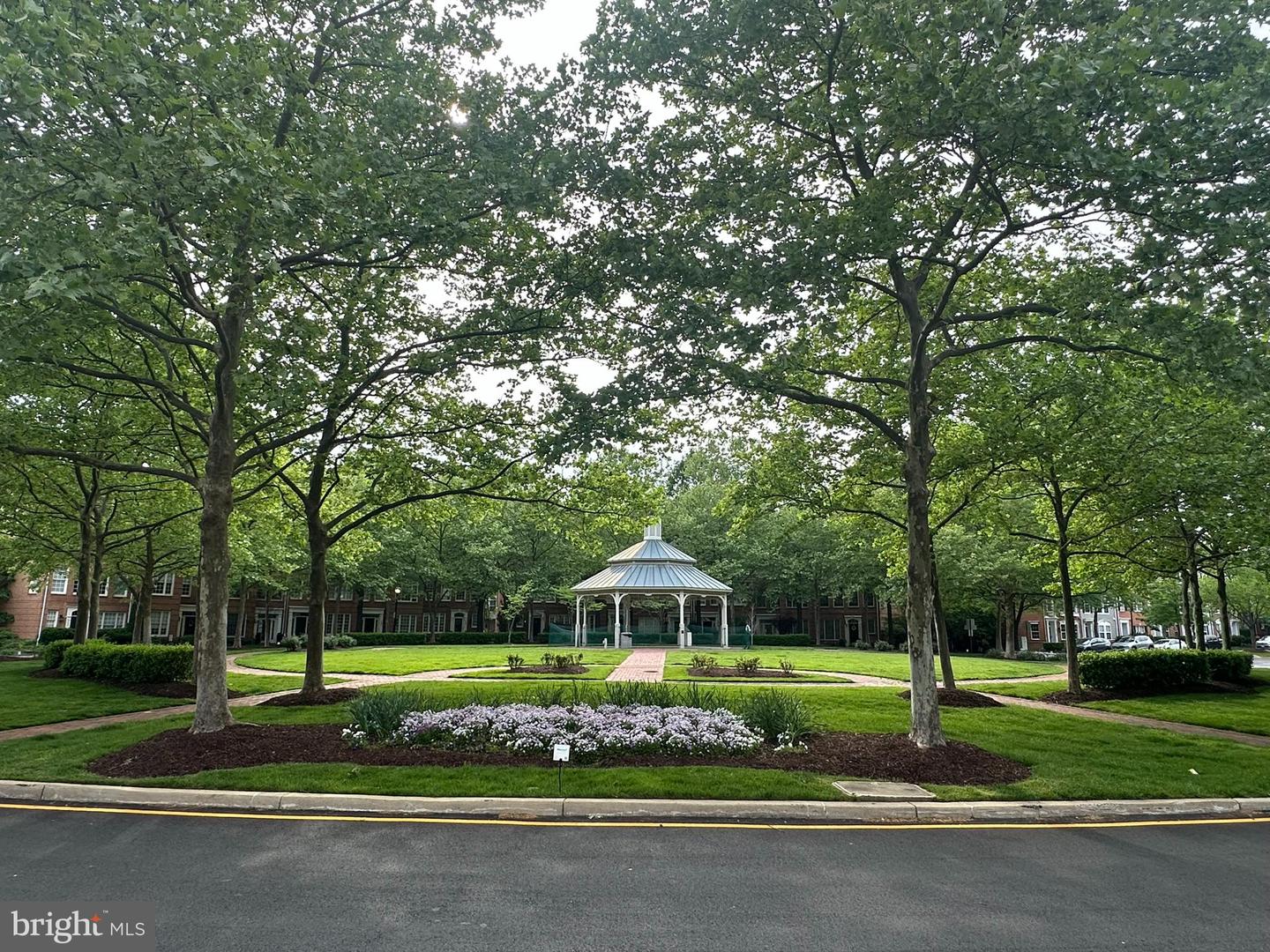4906 DONOVAN DR, ALEXANDRIA, Virginia 22304, 4 Bedrooms Bedrooms, 15 Rooms Rooms,4 BathroomsBathrooms,Residential,For sale,4906 DONOVAN DR,VAAX2044946 MLS # VAAX2044946