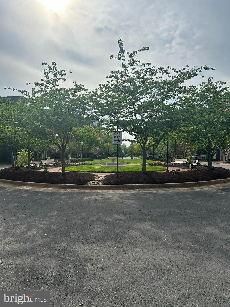 4906 DONOVAN DR, ALEXANDRIA, Virginia 22304, 4 Bedrooms Bedrooms, 15 Rooms Rooms,4 BathroomsBathrooms,Residential,For sale,4906 DONOVAN DR,VAAX2044946 MLS # VAAX2044946