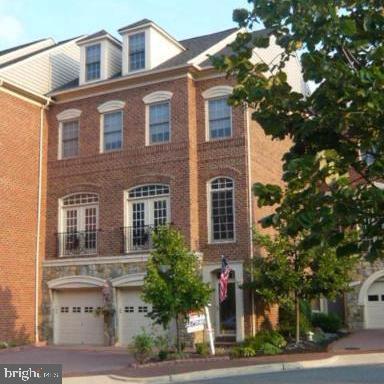 4906 DONOVAN DR, ALEXANDRIA, Virginia 22304, 4 Bedrooms Bedrooms, 15 Rooms Rooms,4 BathroomsBathrooms,Residential,For sale,4906 DONOVAN DR,VAAX2044946 MLS # VAAX2044946