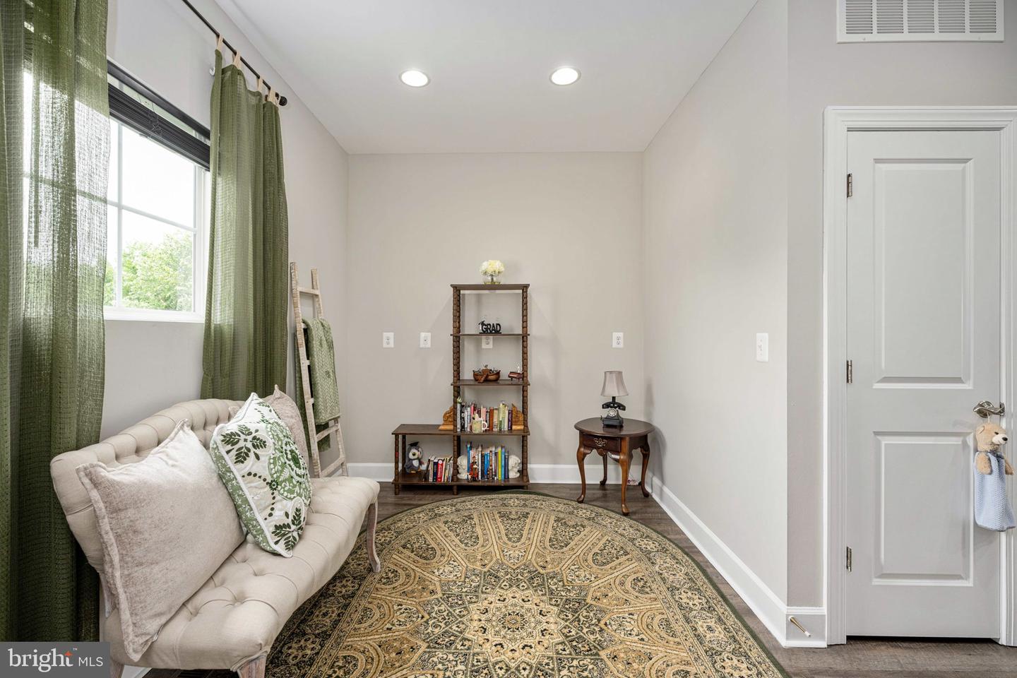 547 APRICOT ST, STAFFORD, Virginia 22554, 6 Bedrooms Bedrooms, ,5 BathroomsBathrooms,Residential,For sale,547 APRICOT ST,VAST2038556 MLS # VAST2038556