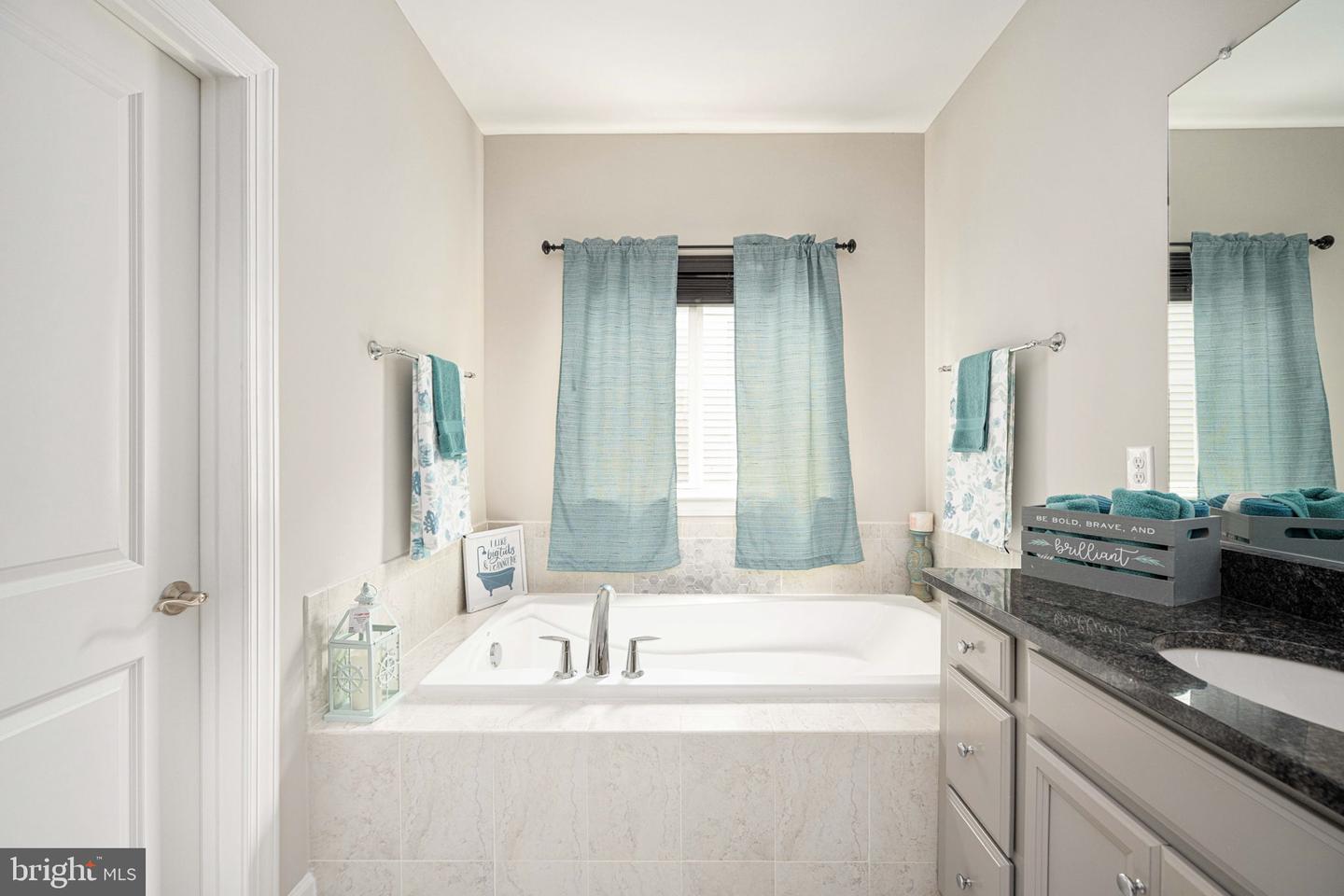 547 APRICOT ST, STAFFORD, Virginia 22554, 6 Bedrooms Bedrooms, ,5 BathroomsBathrooms,Residential,For sale,547 APRICOT ST,VAST2038556 MLS # VAST2038556