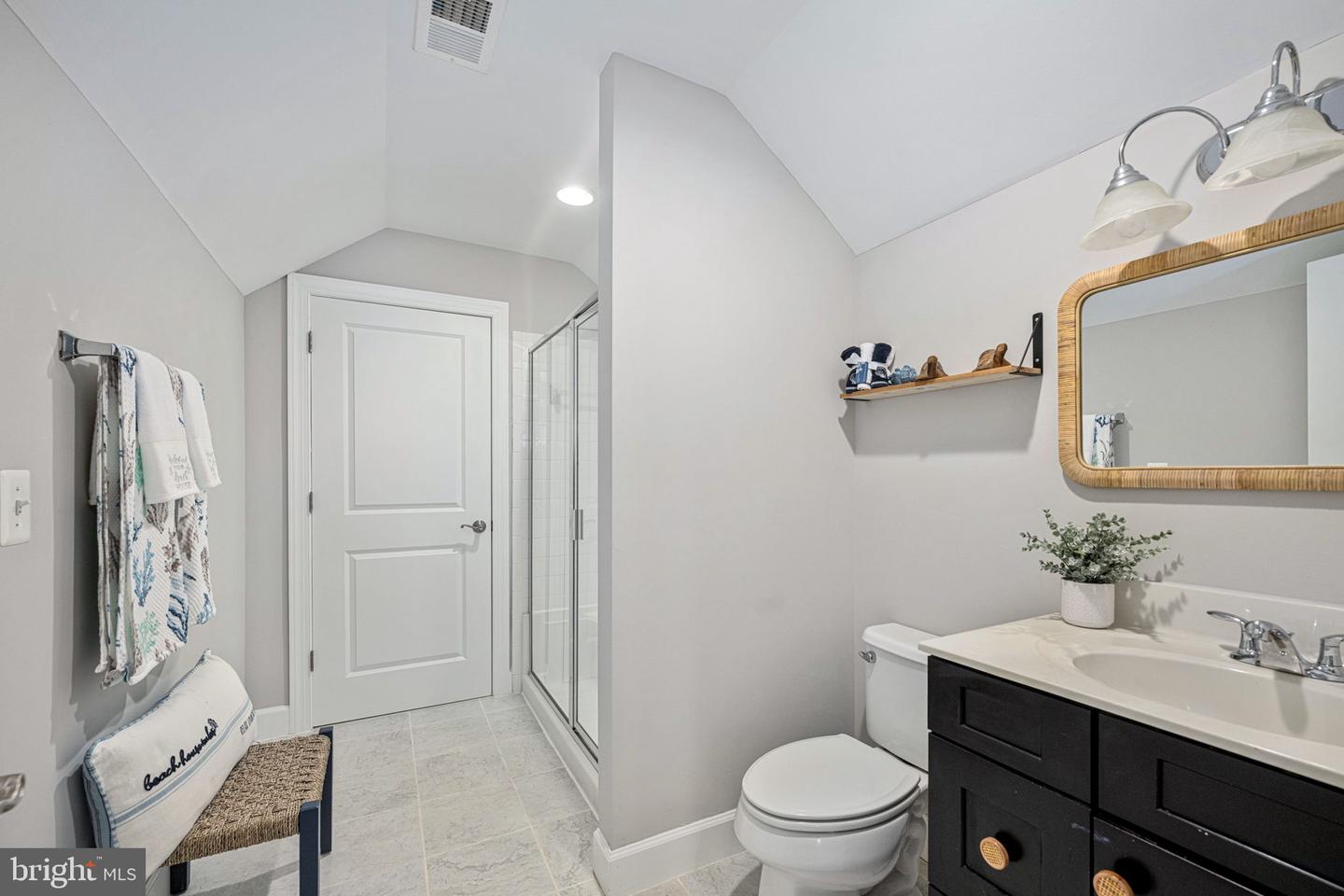547 APRICOT ST, STAFFORD, Virginia 22554, 6 Bedrooms Bedrooms, ,5 BathroomsBathrooms,Residential,For sale,547 APRICOT ST,VAST2038556 MLS # VAST2038556