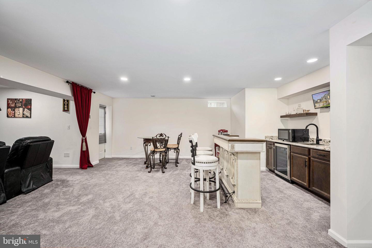 547 APRICOT ST, STAFFORD, Virginia 22554, 6 Bedrooms Bedrooms, ,5 BathroomsBathrooms,Residential,For sale,547 APRICOT ST,VAST2038556 MLS # VAST2038556