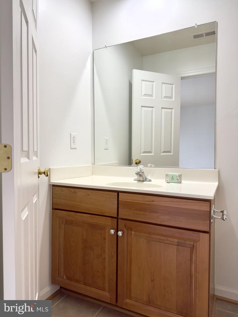 70 SENTINEL RIDGE LN, STAFFORD, Virginia 22554, 5 Bedrooms Bedrooms, ,4 BathroomsBathrooms,Residential,For sale,70 SENTINEL RIDGE LN,VAST2038608 MLS # VAST2038608