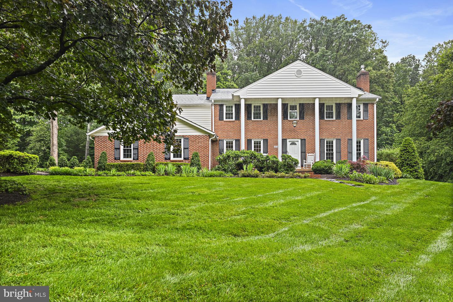 11904 PARADISE LN, HERNDON, Virginia 20171, 5 Bedrooms Bedrooms, ,2 BathroomsBathrooms,Residential,For sale,11904 PARADISE LN,VAFX2239430 MLS # VAFX2239430