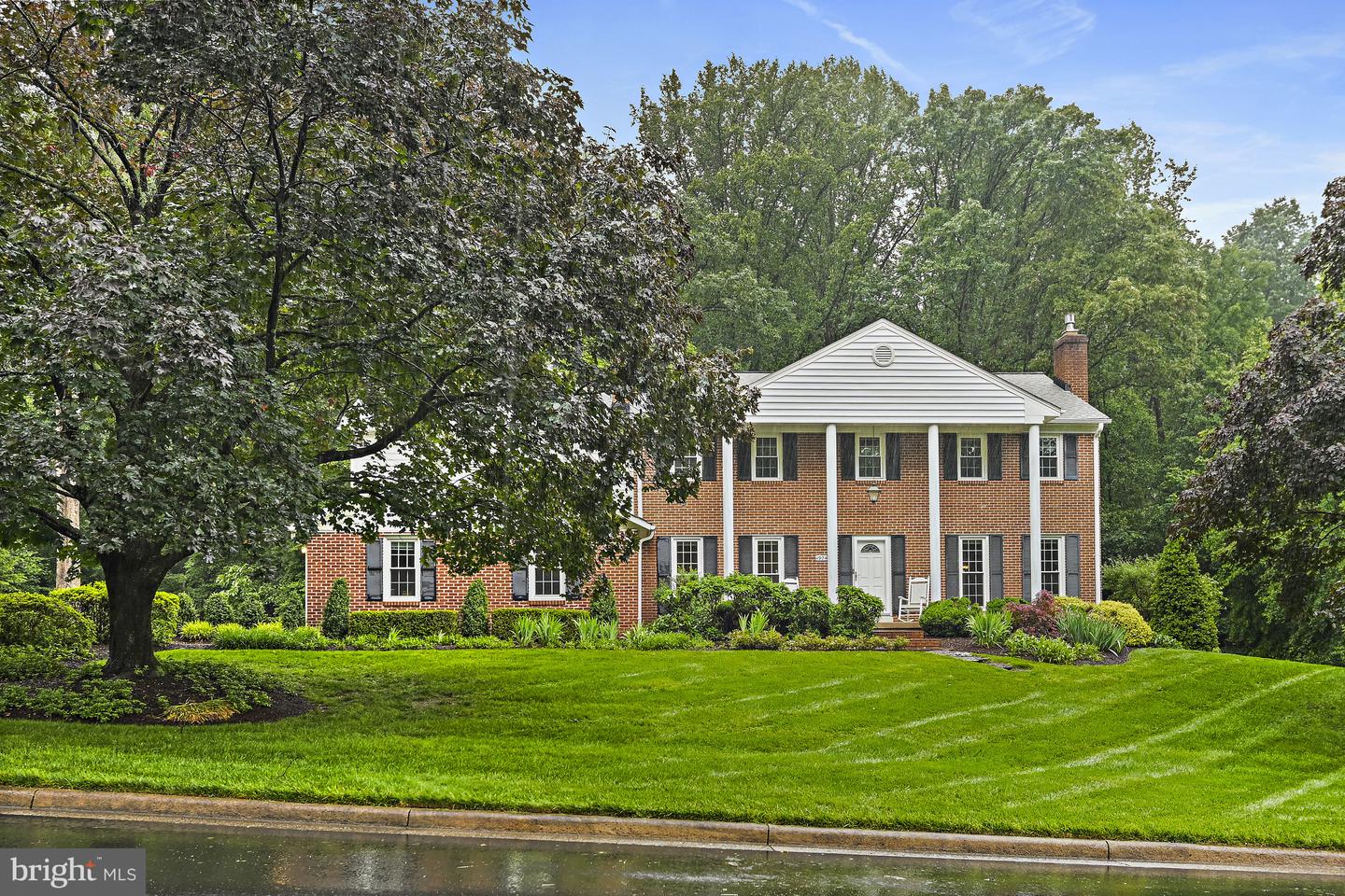 11904 PARADISE LN, HERNDON, Virginia 20171, 5 Bedrooms Bedrooms, ,2 BathroomsBathrooms,Residential,For sale,11904 PARADISE LN,VAFX2239430 MLS # VAFX2239430