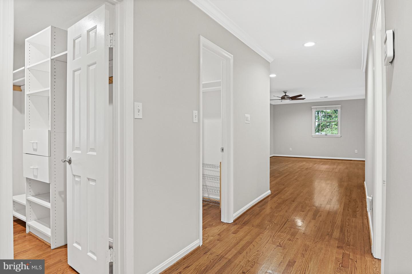 11904 PARADISE LN, HERNDON, Virginia 20171, 5 Bedrooms Bedrooms, ,2 BathroomsBathrooms,Residential,For sale,11904 PARADISE LN,VAFX2239430 MLS # VAFX2239430