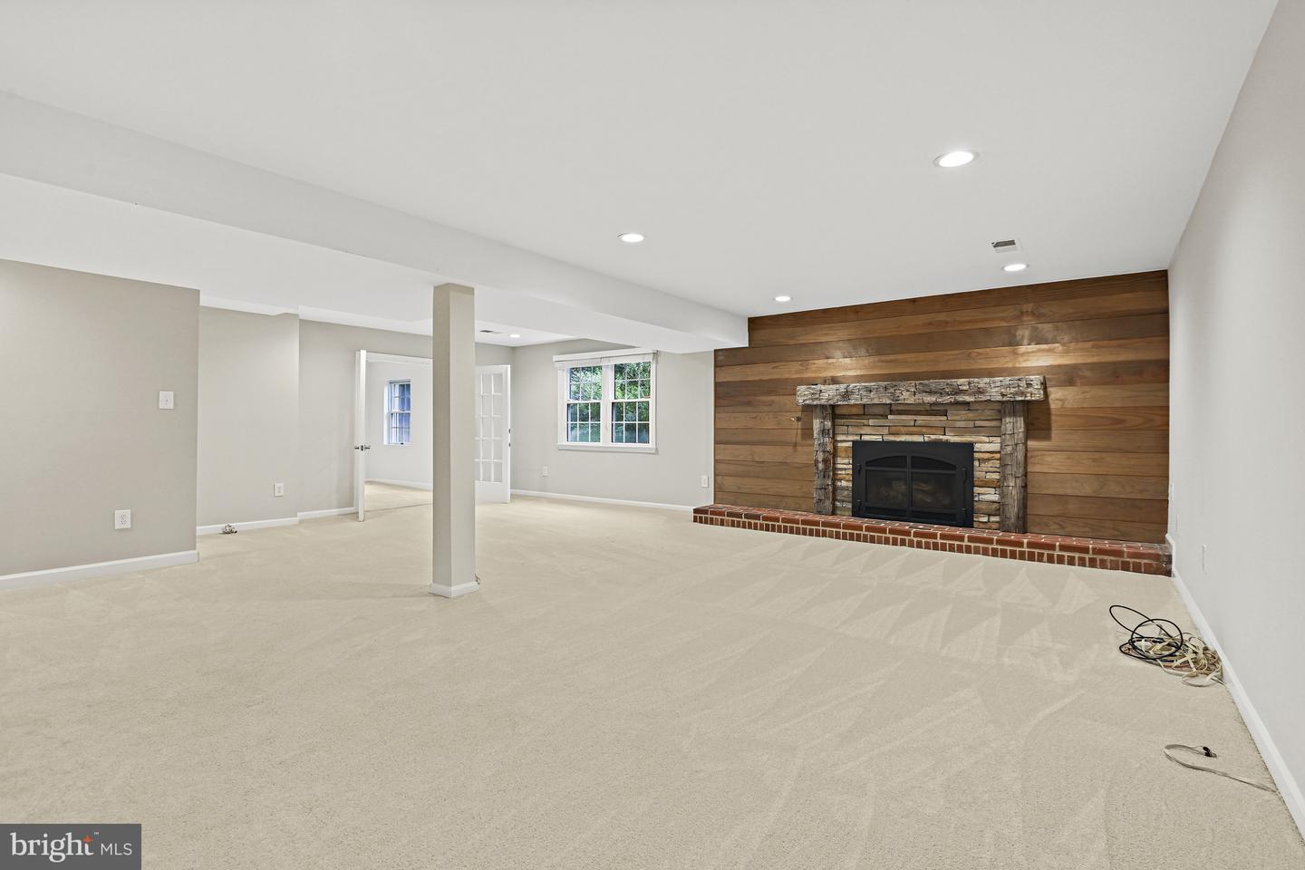 11904 PARADISE LN, HERNDON, Virginia 20171, 5 Bedrooms Bedrooms, ,2 BathroomsBathrooms,Residential,For sale,11904 PARADISE LN,VAFX2239430 MLS # VAFX2239430