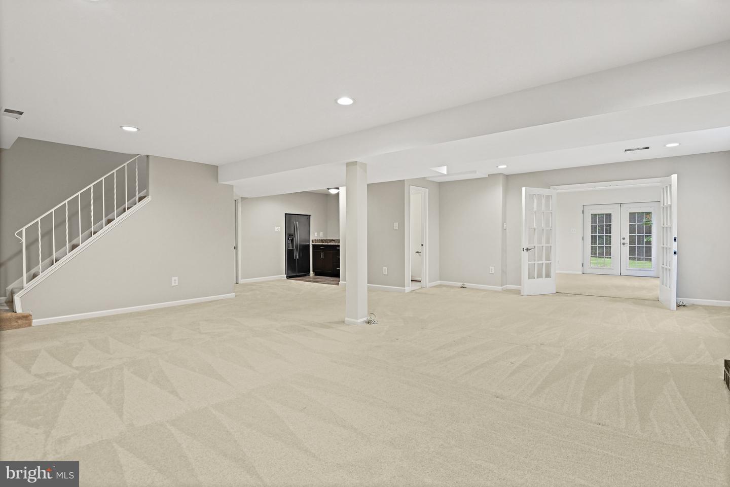 11904 PARADISE LN, HERNDON, Virginia 20171, 5 Bedrooms Bedrooms, ,2 BathroomsBathrooms,Residential,For sale,11904 PARADISE LN,VAFX2239430 MLS # VAFX2239430