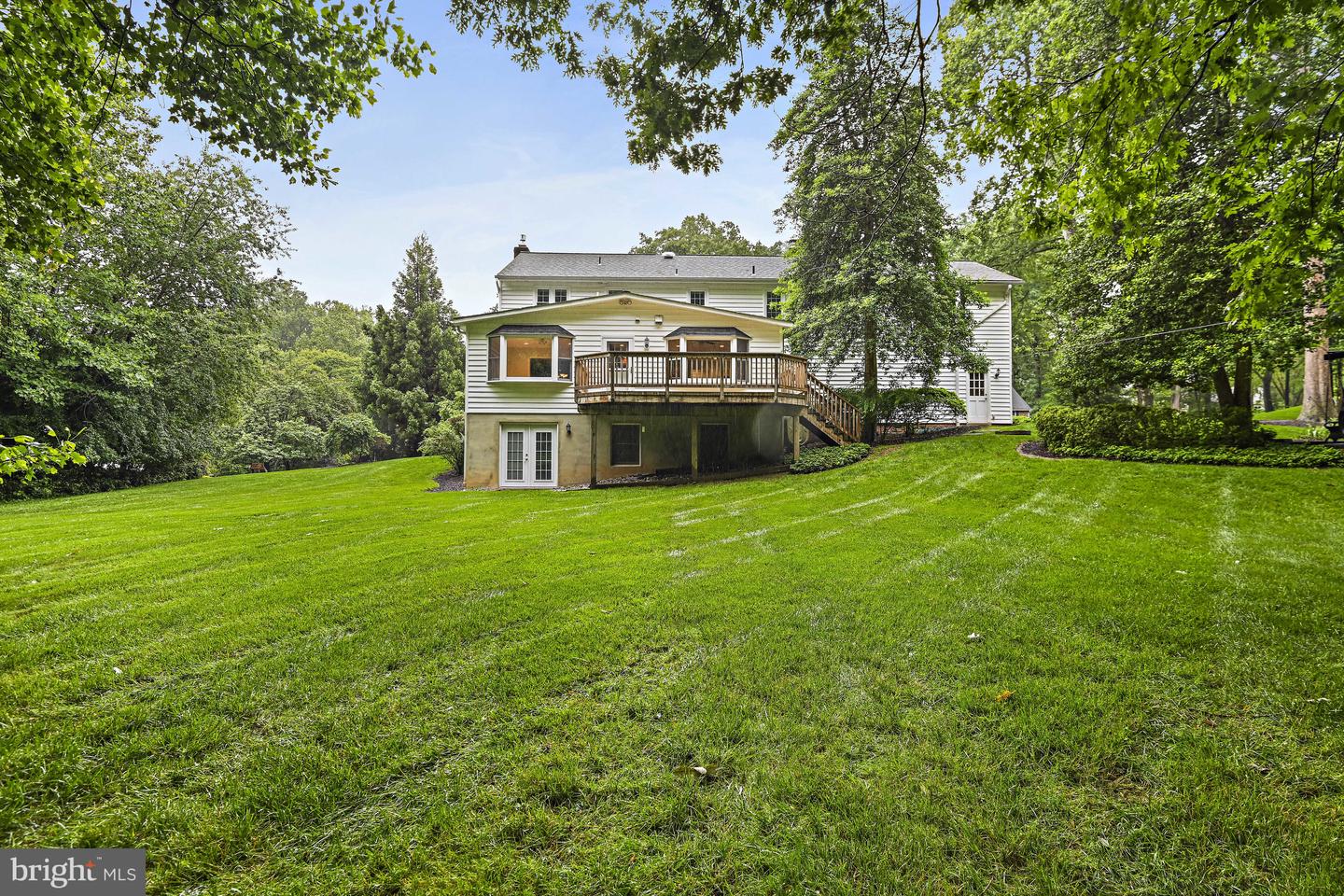 11904 PARADISE LN, HERNDON, Virginia 20171, 5 Bedrooms Bedrooms, ,2 BathroomsBathrooms,Residential,For sale,11904 PARADISE LN,VAFX2239430 MLS # VAFX2239430