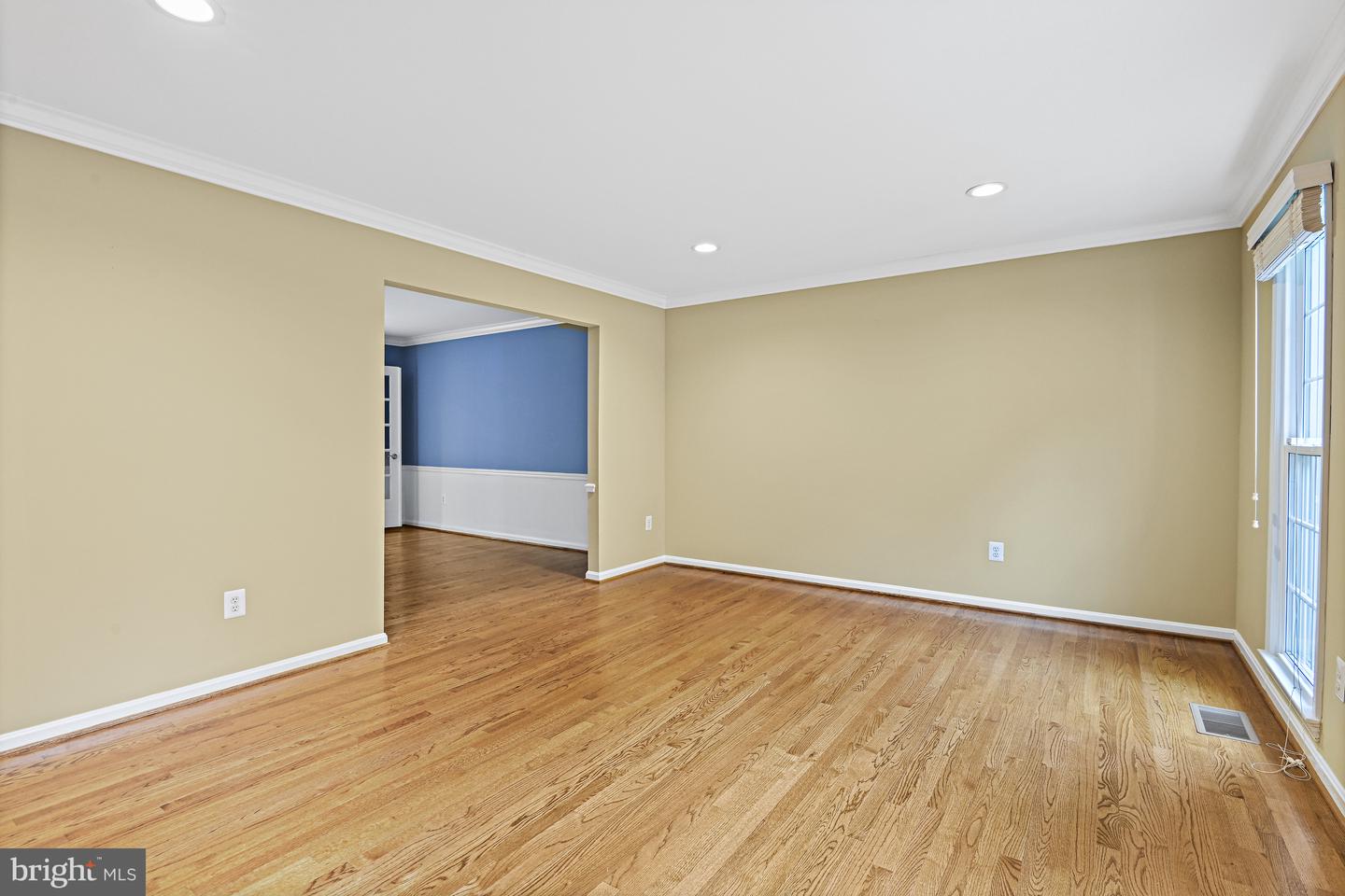 11904 PARADISE LN, HERNDON, Virginia 20171, 5 Bedrooms Bedrooms, ,2 BathroomsBathrooms,Residential,For sale,11904 PARADISE LN,VAFX2239430 MLS # VAFX2239430