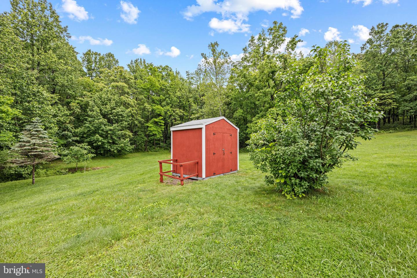 5861 VINE LN, LINDEN, Virginia 22642, 3 Bedrooms Bedrooms, ,2 BathroomsBathrooms,Residential,For sale,5861 VINE LN,VAFQ2016542 MLS # VAFQ2016542