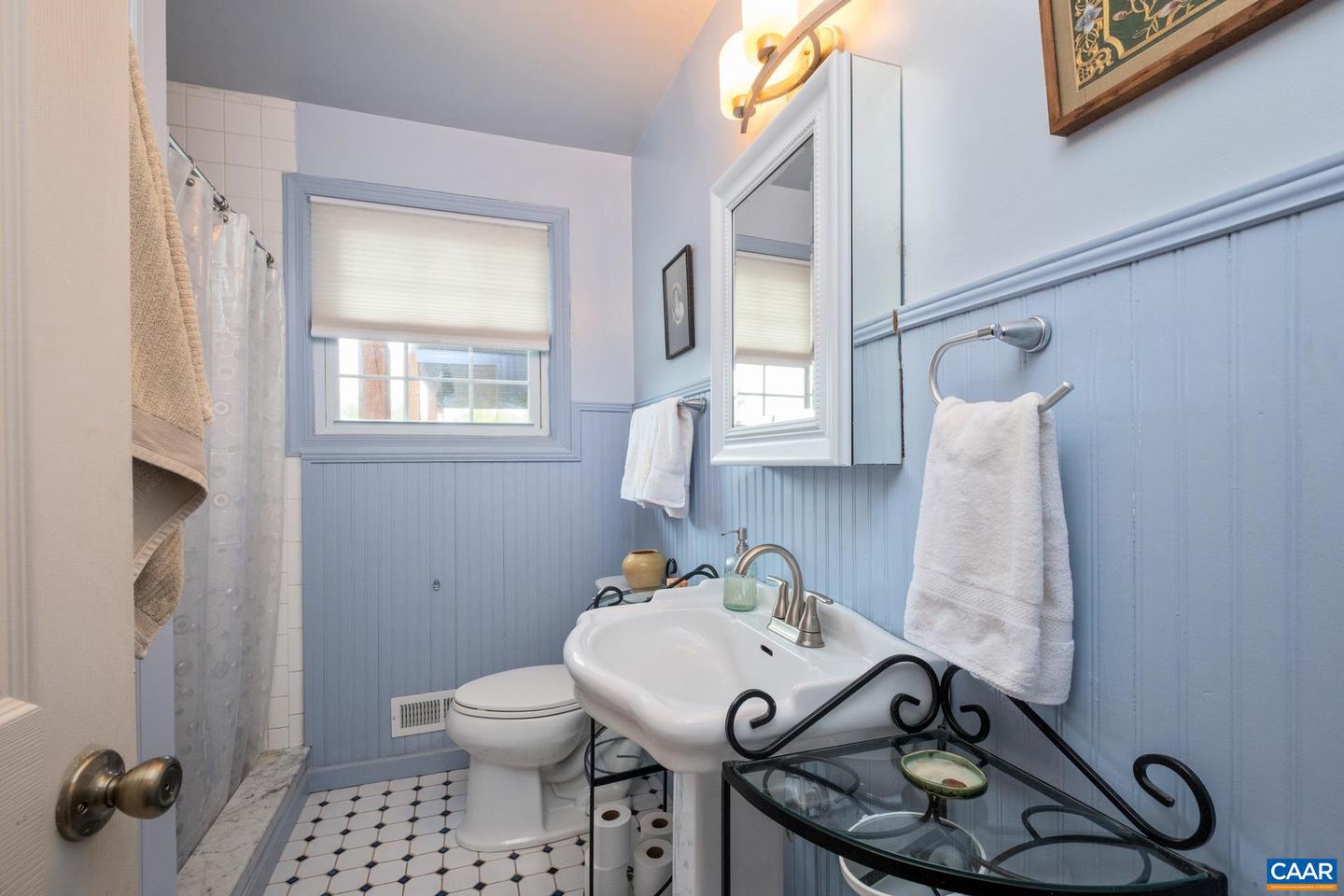 5659 SAINT GEORGE AVE, CROZET, Virginia 22932, 4 Bedrooms Bedrooms, ,2 BathroomsBathrooms,Residential,For sale,5659 SAINT GEORGE AVE,664302 MLS # 664302