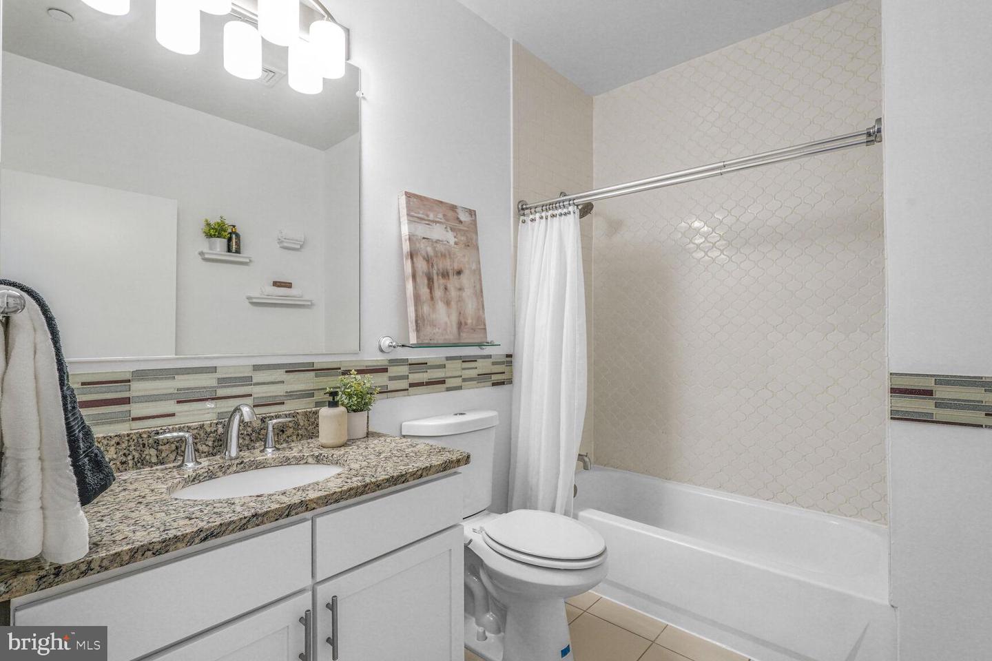 1414 BELMONT ST NW #207, WASHINGTON, District Of Columbia 20009, 3 Bedrooms Bedrooms, ,2 BathroomsBathrooms,Residential,For sale,1414 BELMONT ST NW #207,DCDC2199598 MLS # DCDC2199598