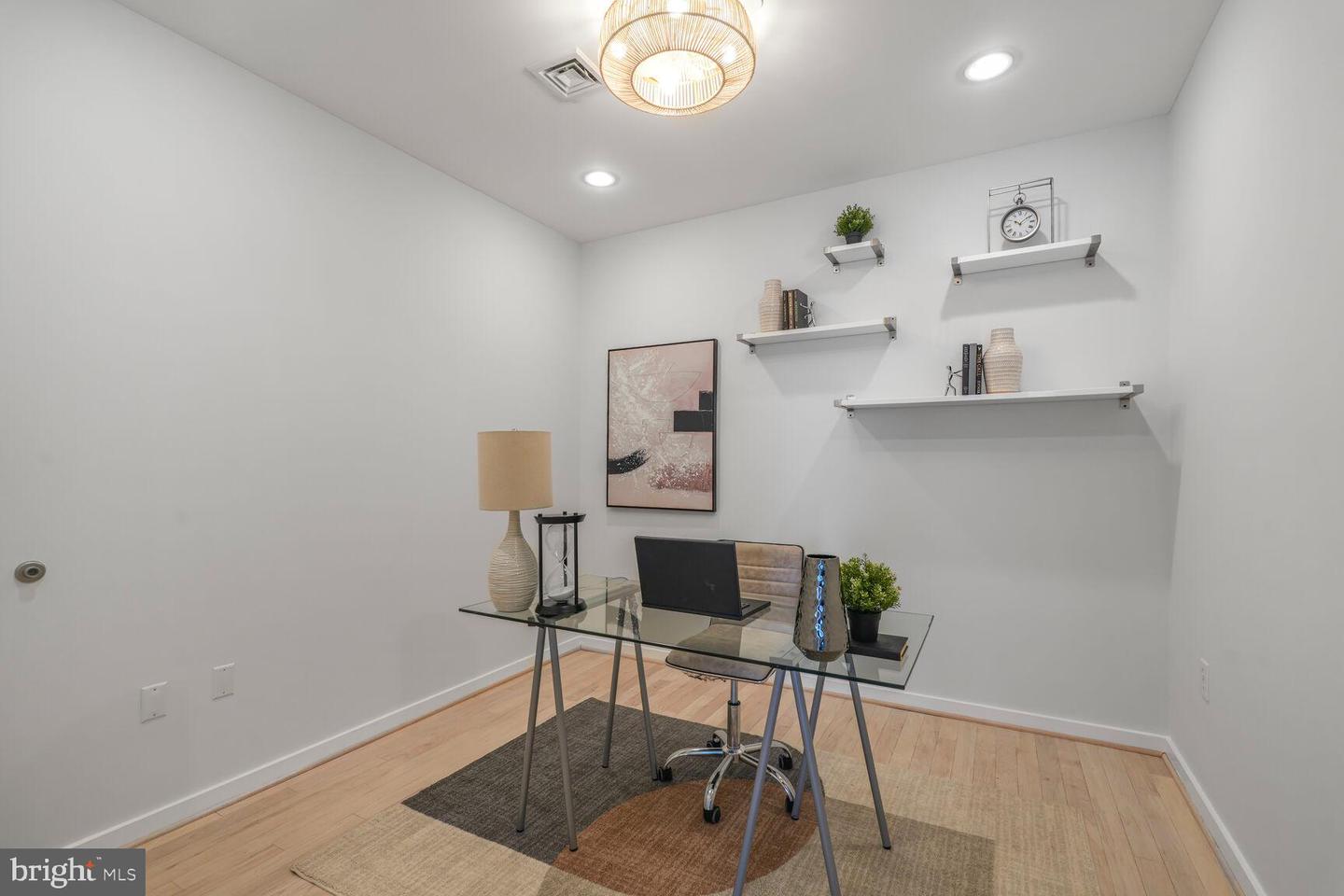 1414 BELMONT ST NW #207, WASHINGTON, District Of Columbia 20009, 3 Bedrooms Bedrooms, ,2 BathroomsBathrooms,Residential,For sale,1414 BELMONT ST NW #207,DCDC2199598 MLS # DCDC2199598