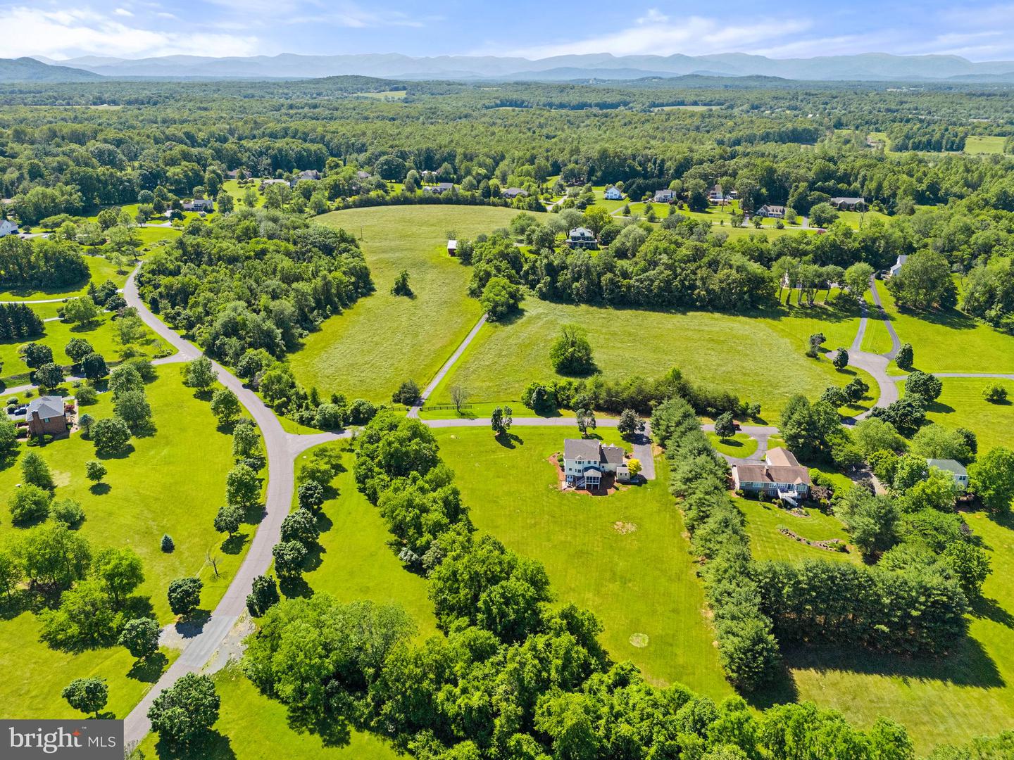 19127 EDGEHILL PL, CULPEPER, Virginia 22701, 5 Bedrooms Bedrooms, ,4 BathroomsBathrooms,Residential,For sale,19127 EDGEHILL PL,VACU2010542 MLS # VACU2010542