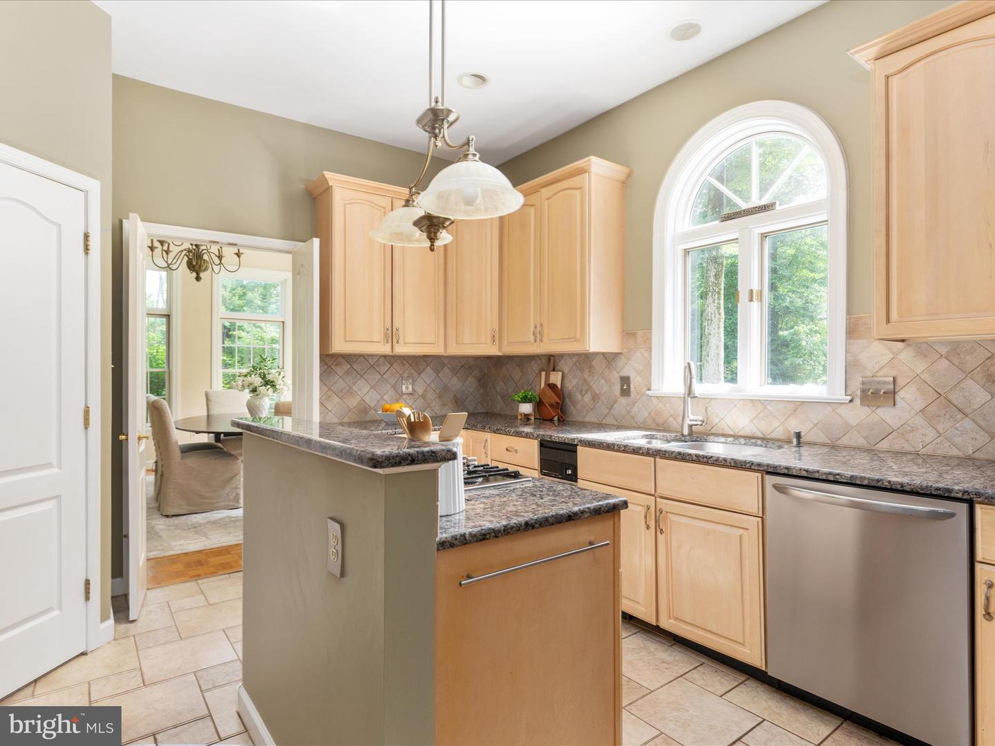 16205 MOUNTAIN RIDGE, PURCELLVILLE, Virginia 20132, 4 Bedrooms Bedrooms, ,3 BathroomsBathrooms,Residential,For sale,16205 MOUNTAIN RIDGE,VALO2096008 MLS # VALO2096008