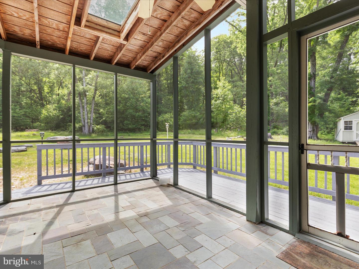 16205 MOUNTAIN RIDGE, PURCELLVILLE, Virginia 20132, 4 Bedrooms Bedrooms, ,3 BathroomsBathrooms,Residential,For sale,16205 MOUNTAIN RIDGE,VALO2096008 MLS # VALO2096008