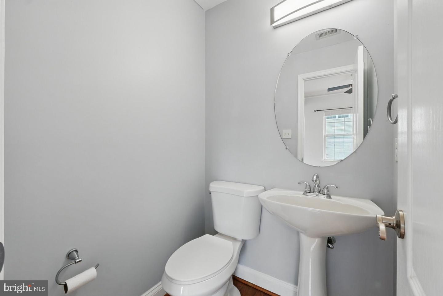 2015 CAPSTONE CIR, HERNDON, Virginia 20170, 4 Bedrooms Bedrooms, ,3 BathroomsBathrooms,Residential,For sale,2015 CAPSTONE CIR,VAFX2239528 MLS # VAFX2239528
