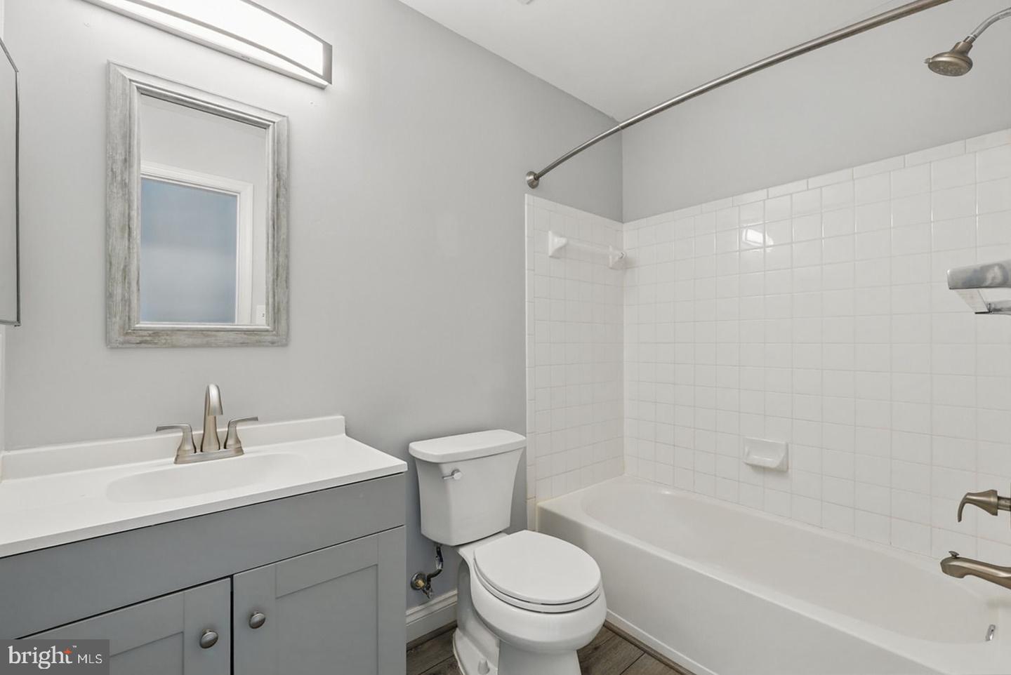 2015 CAPSTONE CIR, HERNDON, Virginia 20170, 4 Bedrooms Bedrooms, ,3 BathroomsBathrooms,Residential,For sale,2015 CAPSTONE CIR,VAFX2239528 MLS # VAFX2239528