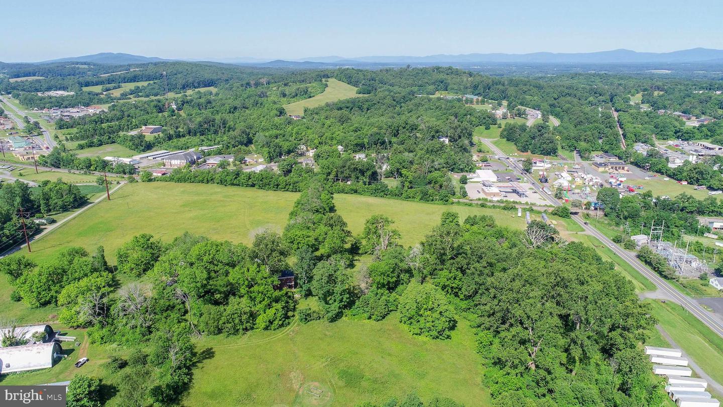 12261 OLD GORDONSVILLE RD, ORANGE, Virginia 22960, 5 Bedrooms Bedrooms, 15 Rooms Rooms,4 BathroomsBathrooms,Farm,For sale,12261 OLD GORDONSVILLE RD,VAOR2009828 MLS # VAOR2009828