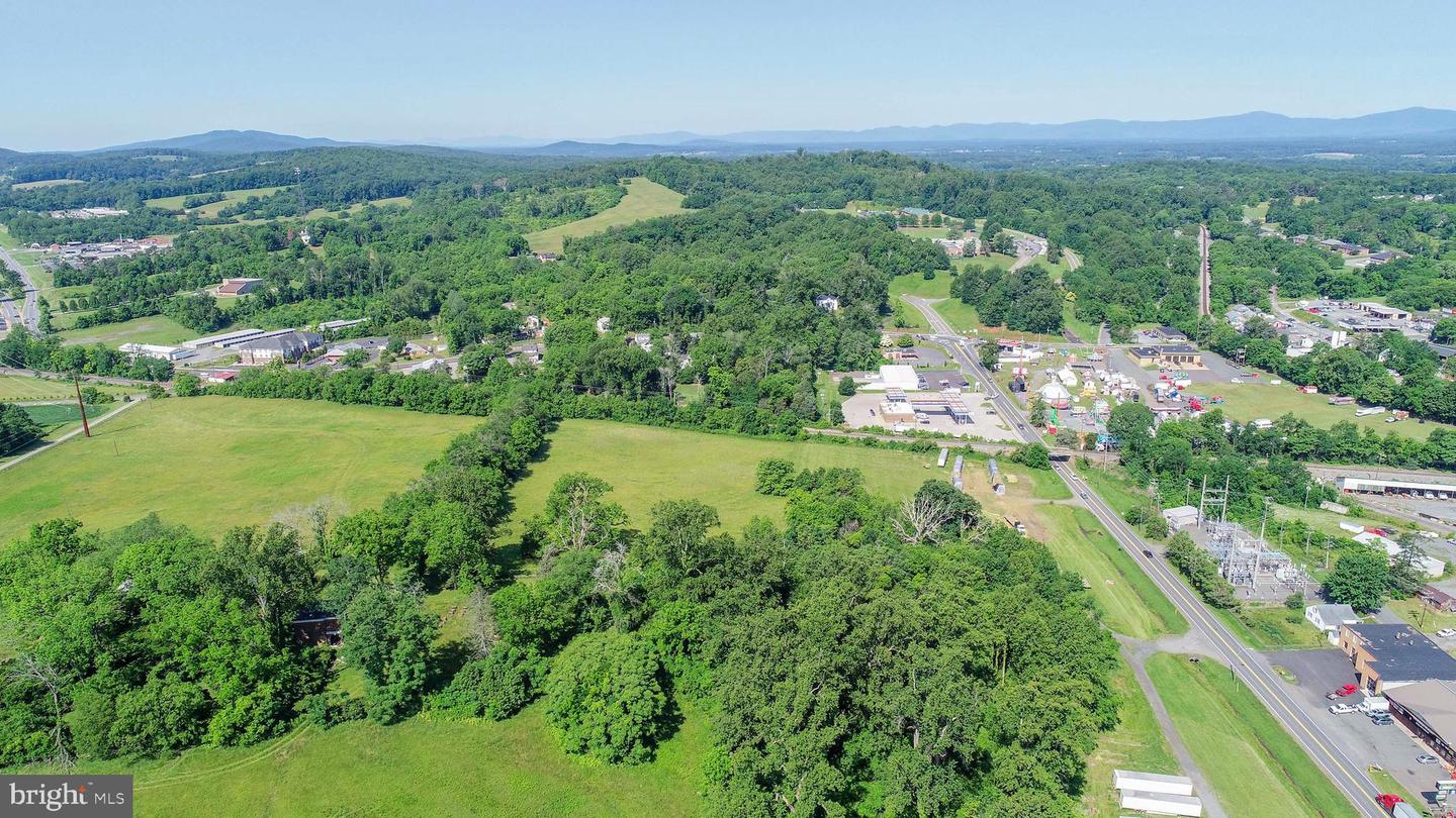 12261 OLD GORDONSVILLE RD, ORANGE, Virginia 22960, 5 Bedrooms Bedrooms, 15 Rooms Rooms,4 BathroomsBathrooms,Farm,For sale,12261 OLD GORDONSVILLE RD,VAOR2009828 MLS # VAOR2009828