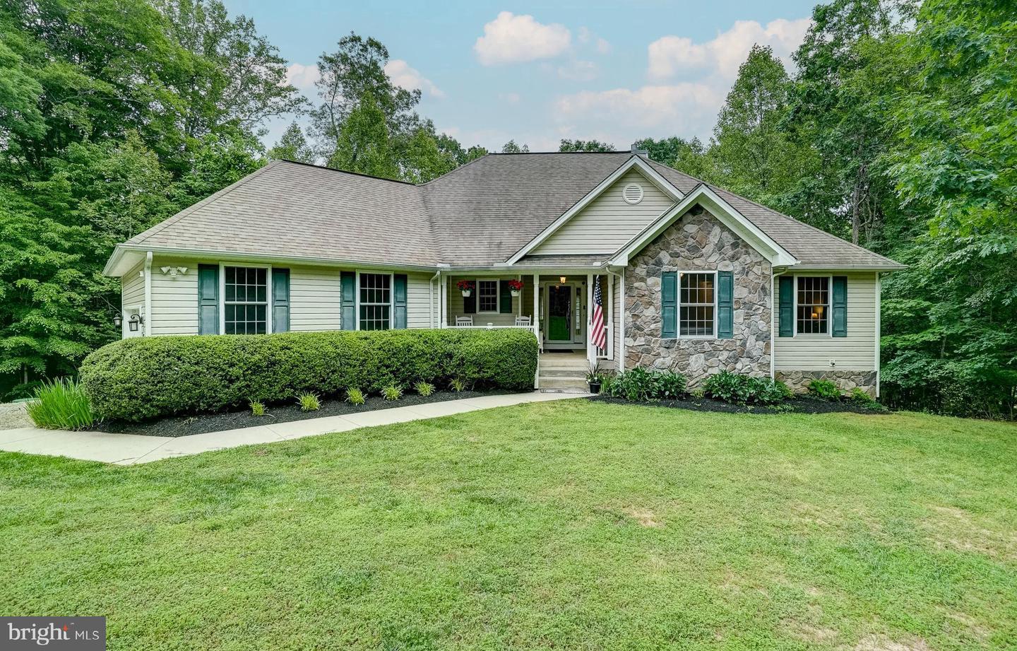 5417 BAZZANELLA DR, MINERAL, Virginia 23117, 5 Bedrooms Bedrooms, 17 Rooms Rooms,3 BathroomsBathrooms,Residential,For sale,5417 BAZZANELLA DR,VASP2033024 MLS # VASP2033024