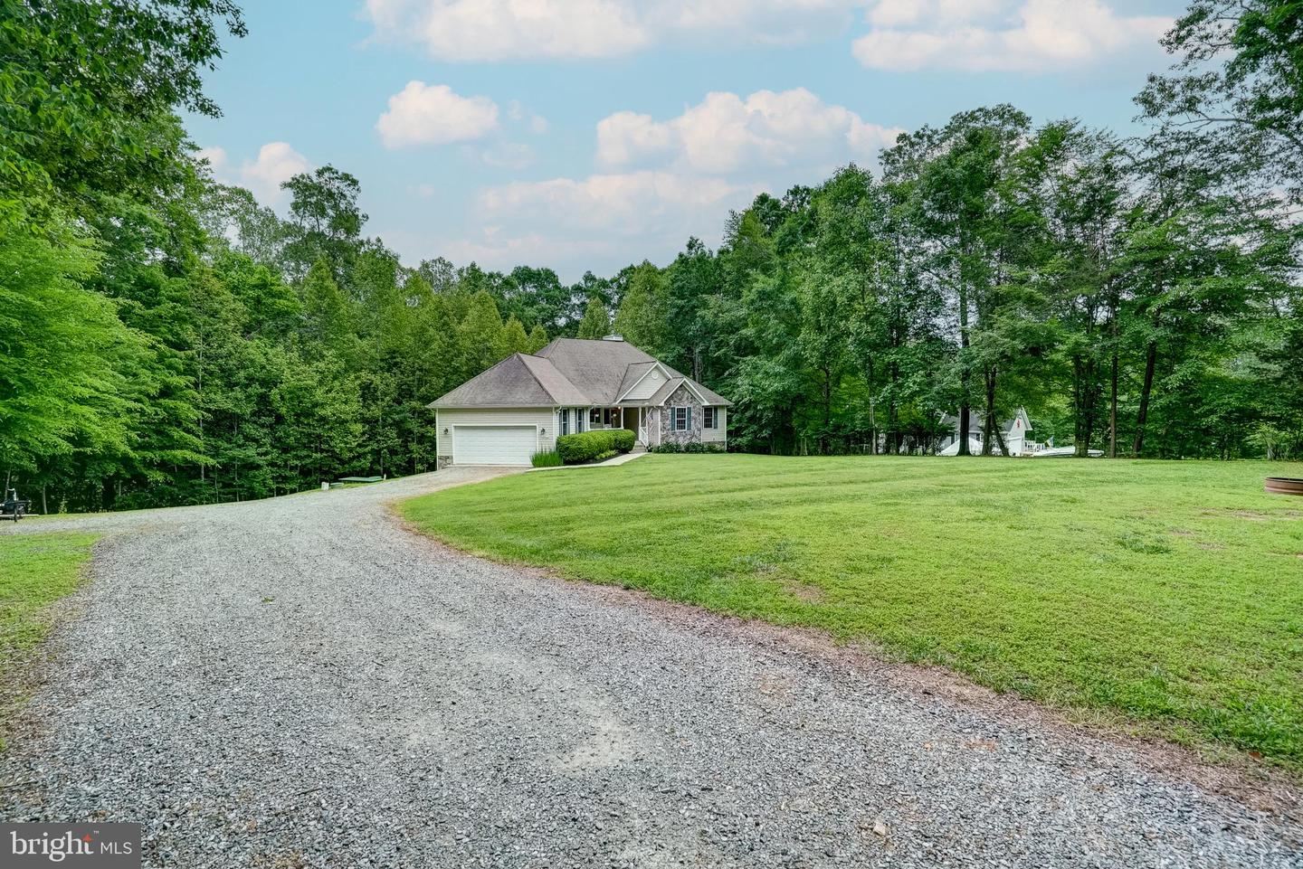 5417 BAZZANELLA DR, MINERAL, Virginia 23117, 5 Bedrooms Bedrooms, 17 Rooms Rooms,3 BathroomsBathrooms,Residential,For sale,5417 BAZZANELLA DR,VASP2033024 MLS # VASP2033024