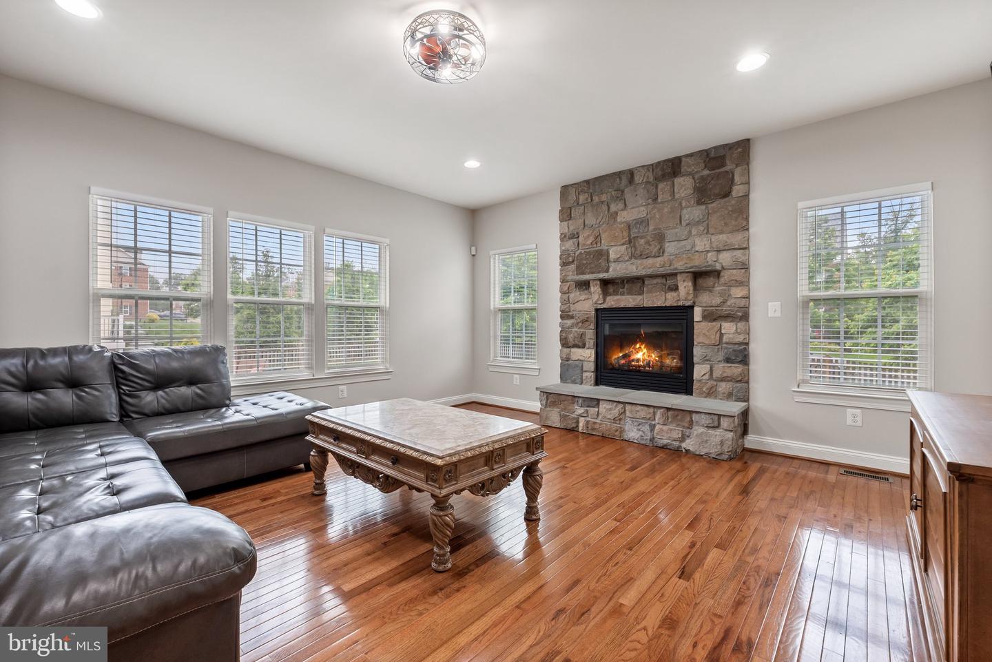 25792 RACING SUN DR, ALDIE, Virginia 20105, 5 Bedrooms Bedrooms, ,5 BathroomsBathrooms,Residential,For sale,25792 RACING SUN DR,VALO2096028 MLS # VALO2096028