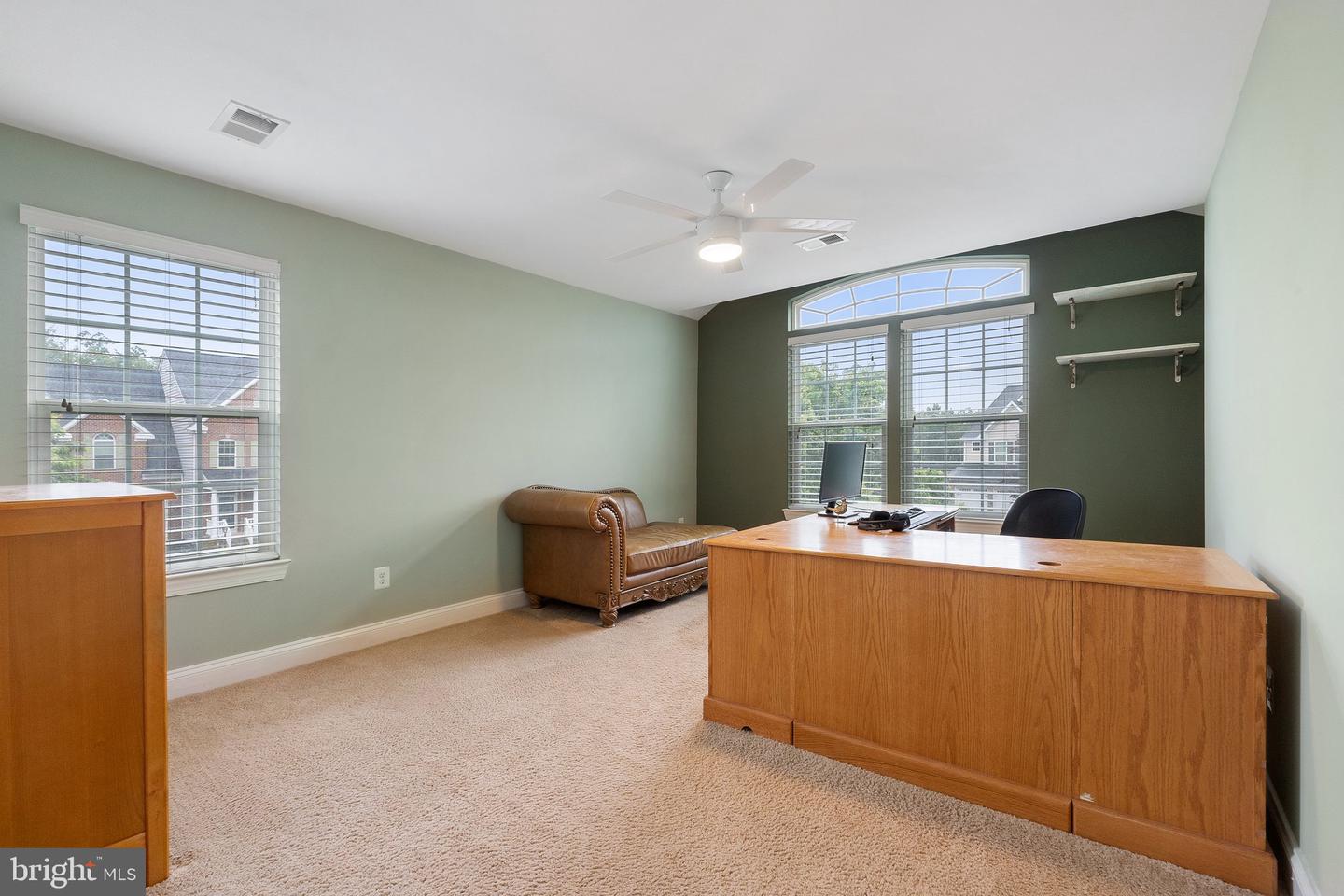 25792 RACING SUN DR, ALDIE, Virginia 20105, 5 Bedrooms Bedrooms, ,5 BathroomsBathrooms,Residential,For sale,25792 RACING SUN DR,VALO2096028 MLS # VALO2096028