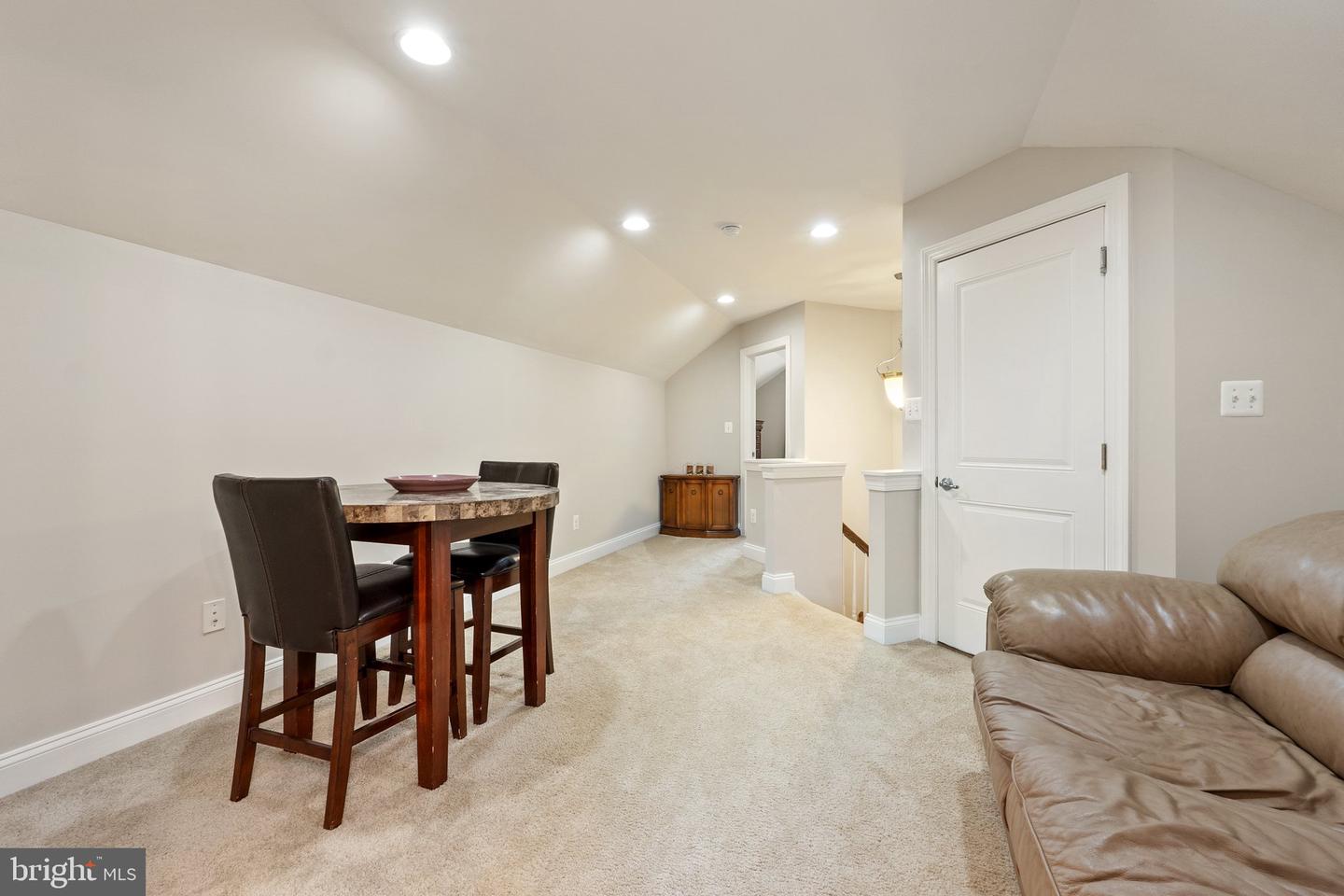 25792 RACING SUN DR, ALDIE, Virginia 20105, 5 Bedrooms Bedrooms, ,5 BathroomsBathrooms,Residential,For sale,25792 RACING SUN DR,VALO2096028 MLS # VALO2096028