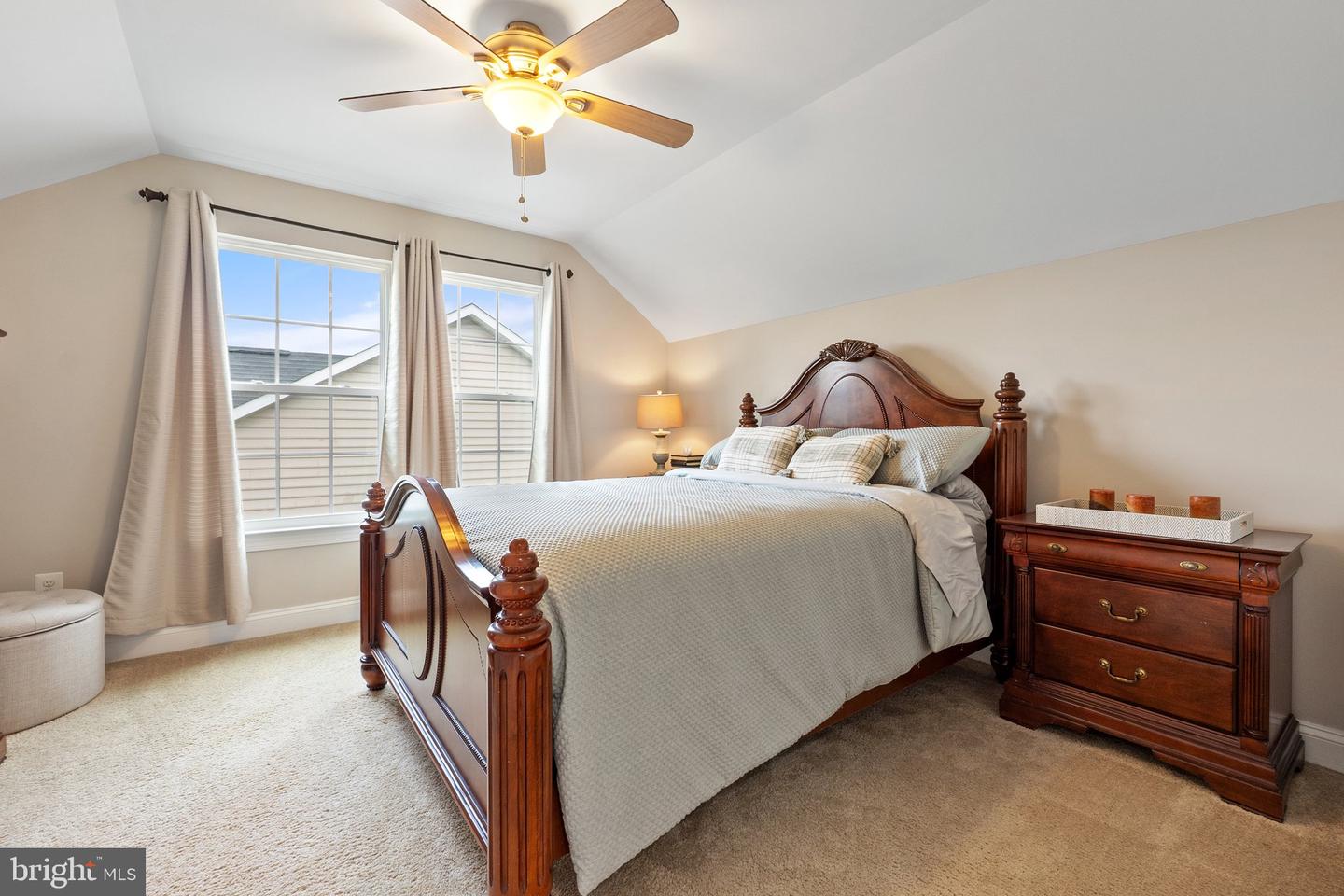 25792 RACING SUN DR, ALDIE, Virginia 20105, 5 Bedrooms Bedrooms, ,5 BathroomsBathrooms,Residential,For sale,25792 RACING SUN DR,VALO2096028 MLS # VALO2096028