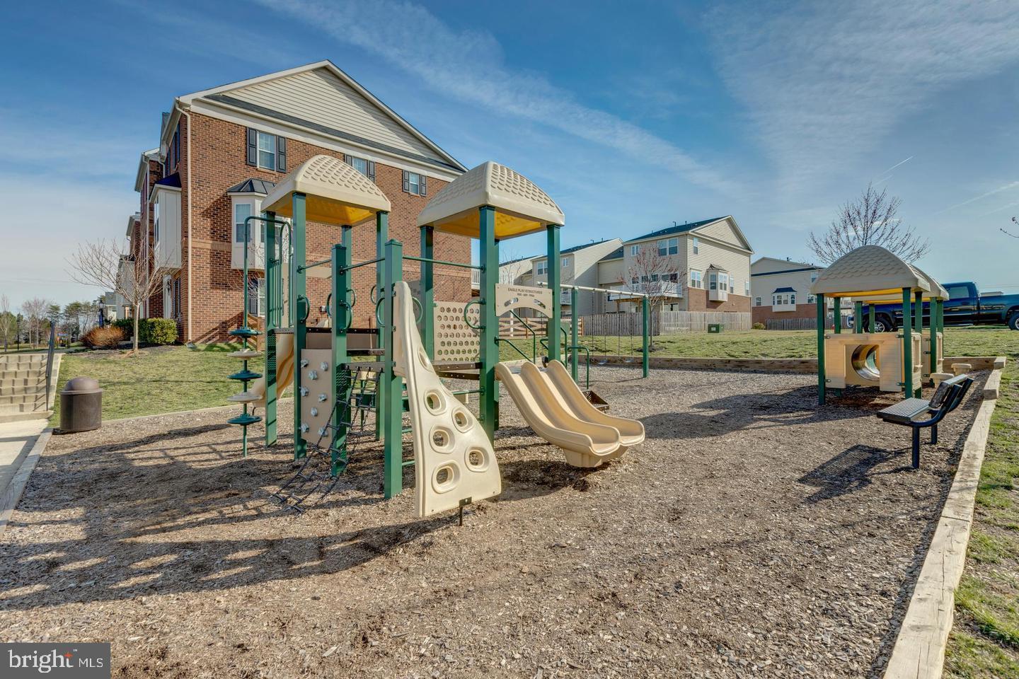 25792 RACING SUN DR, ALDIE, Virginia 20105, 5 Bedrooms Bedrooms, ,5 BathroomsBathrooms,Residential,For sale,25792 RACING SUN DR,VALO2096028 MLS # VALO2096028